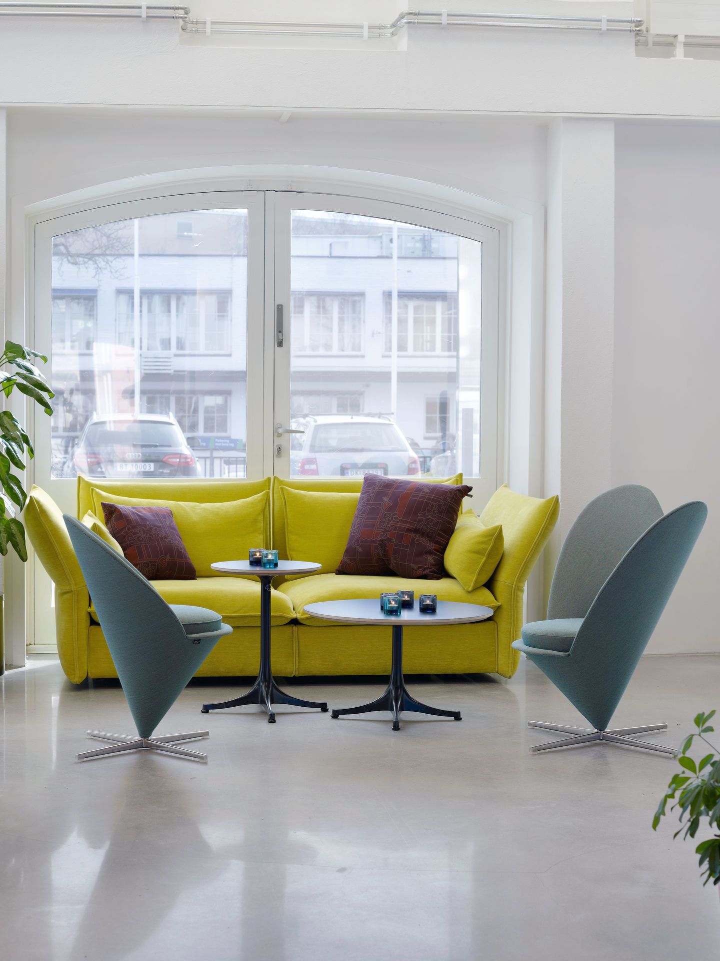 Heart Cone Chair Vitra