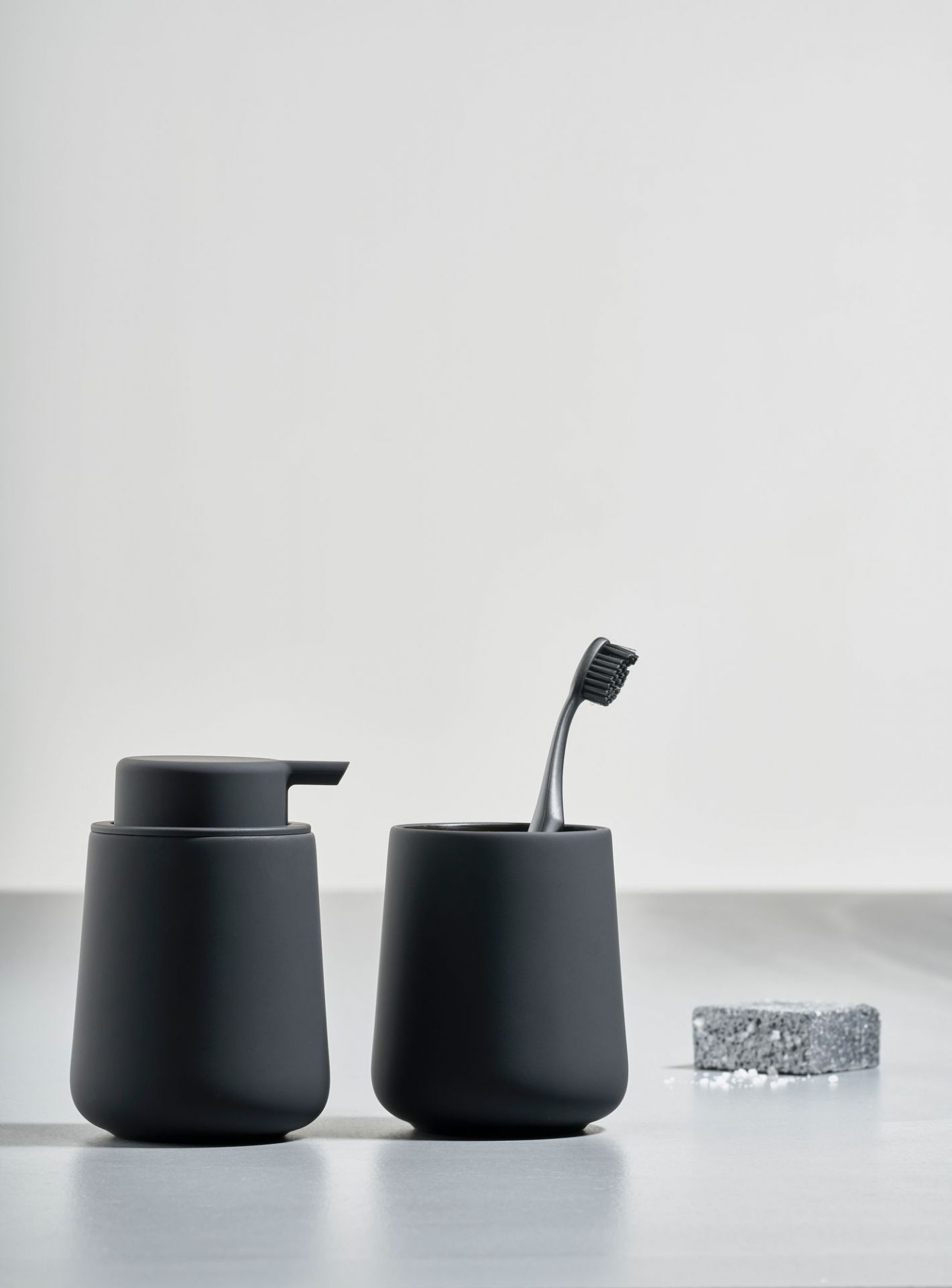 Nova One porte savon bleu royal Zone Denmark