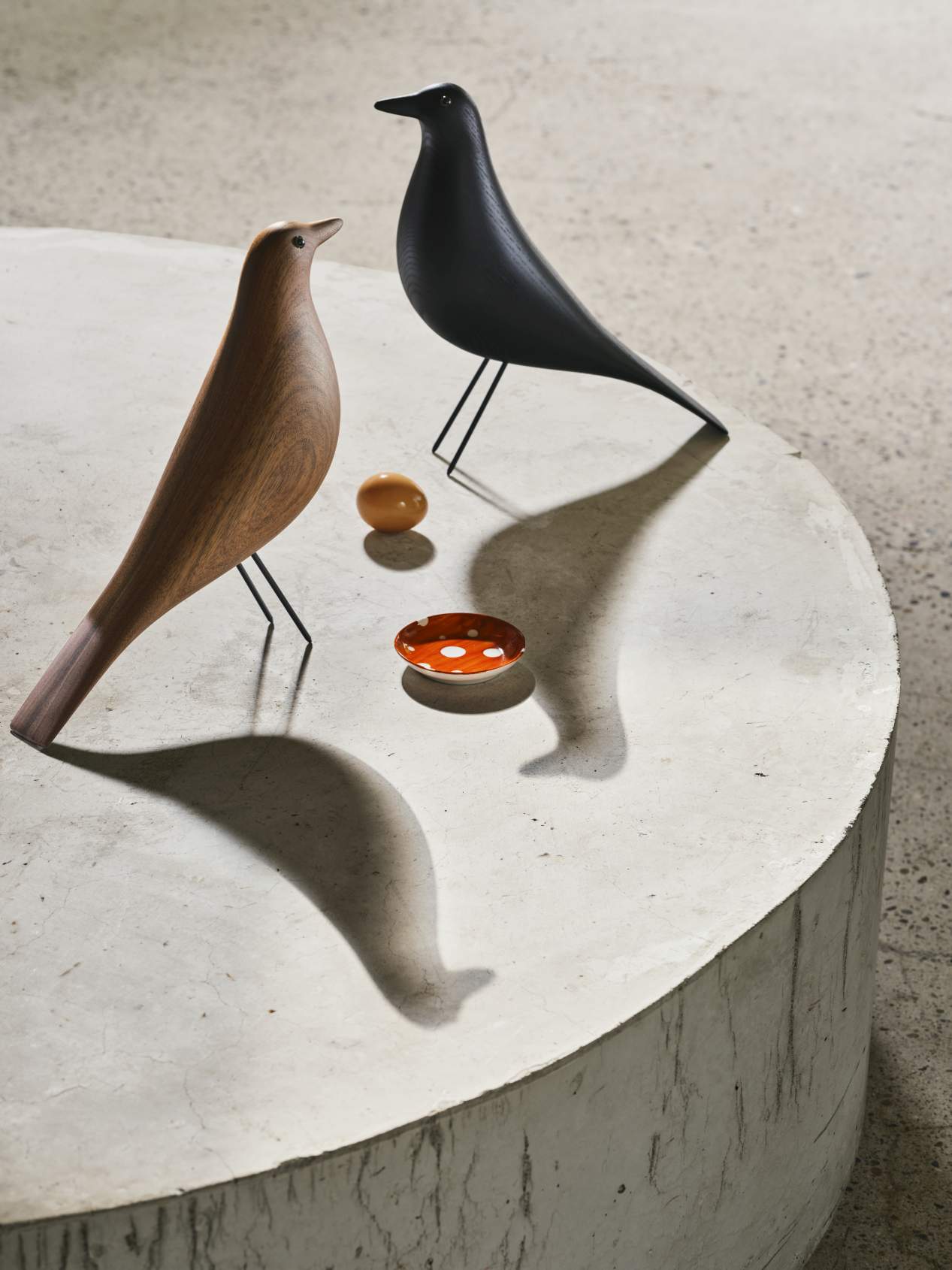 Eames House Bird sculpture frêne noir Vitra NOUVELLE VERSION