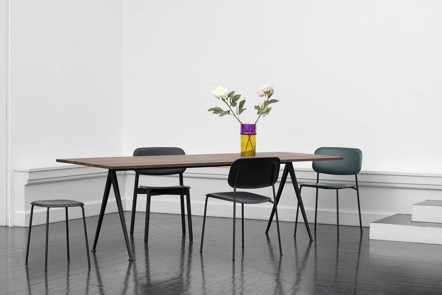 Soft Edge 75 Stool Tabouret Hay