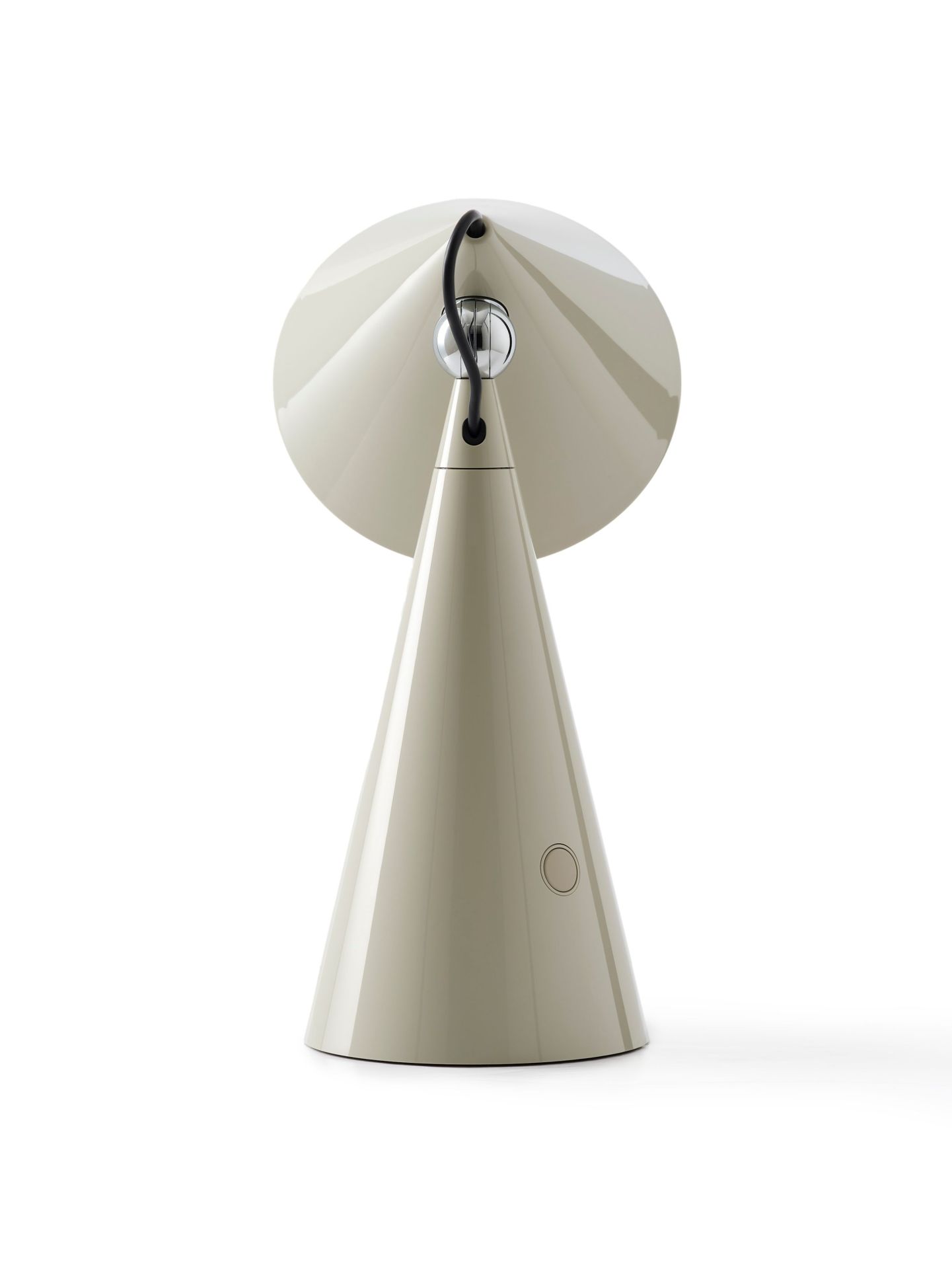 Pose Lampe à batterie LED Lampe de table Putty Tom Dixon