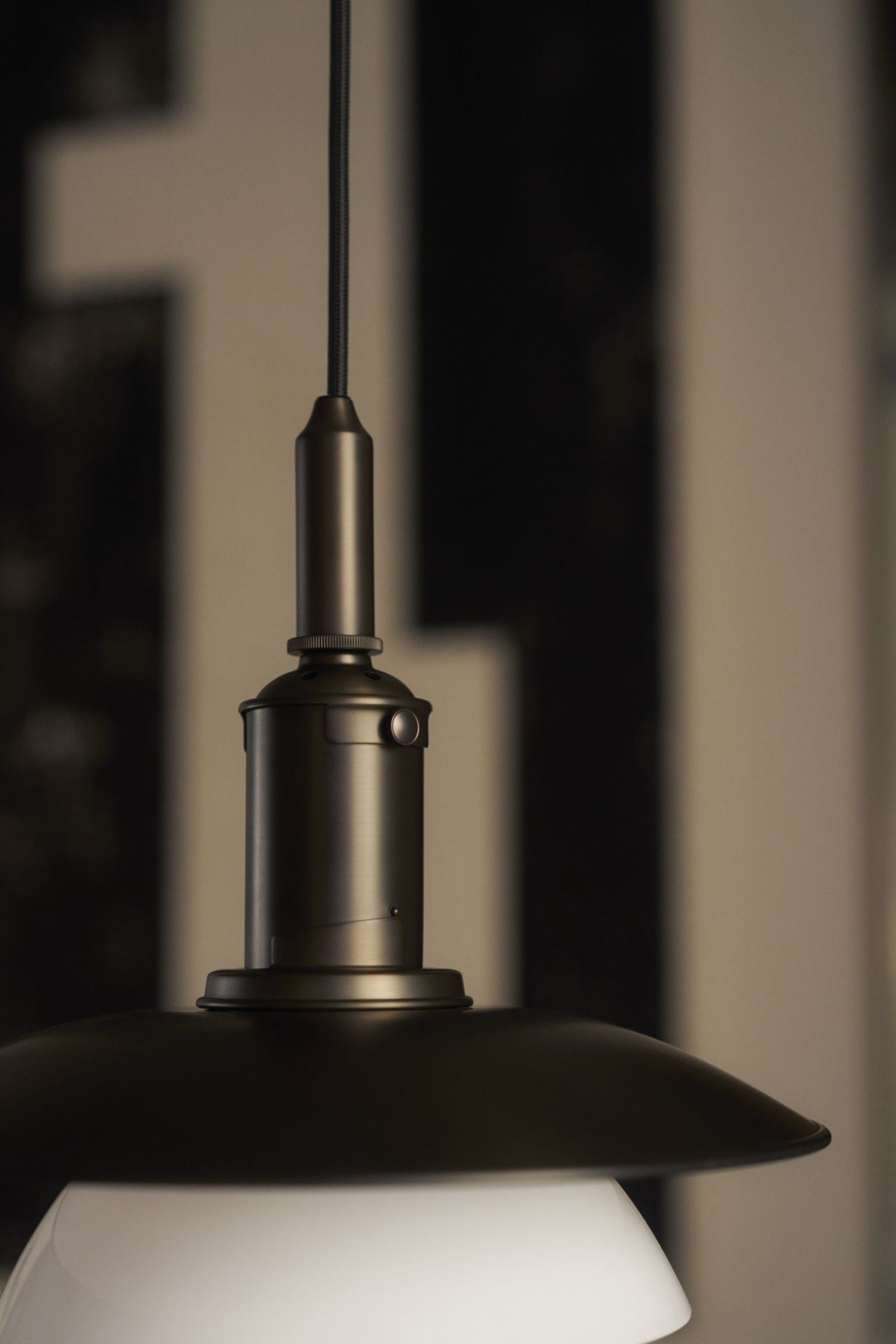 PH 3/3 Aged Brass Opal Lampe à suspendre Louis Poulsen