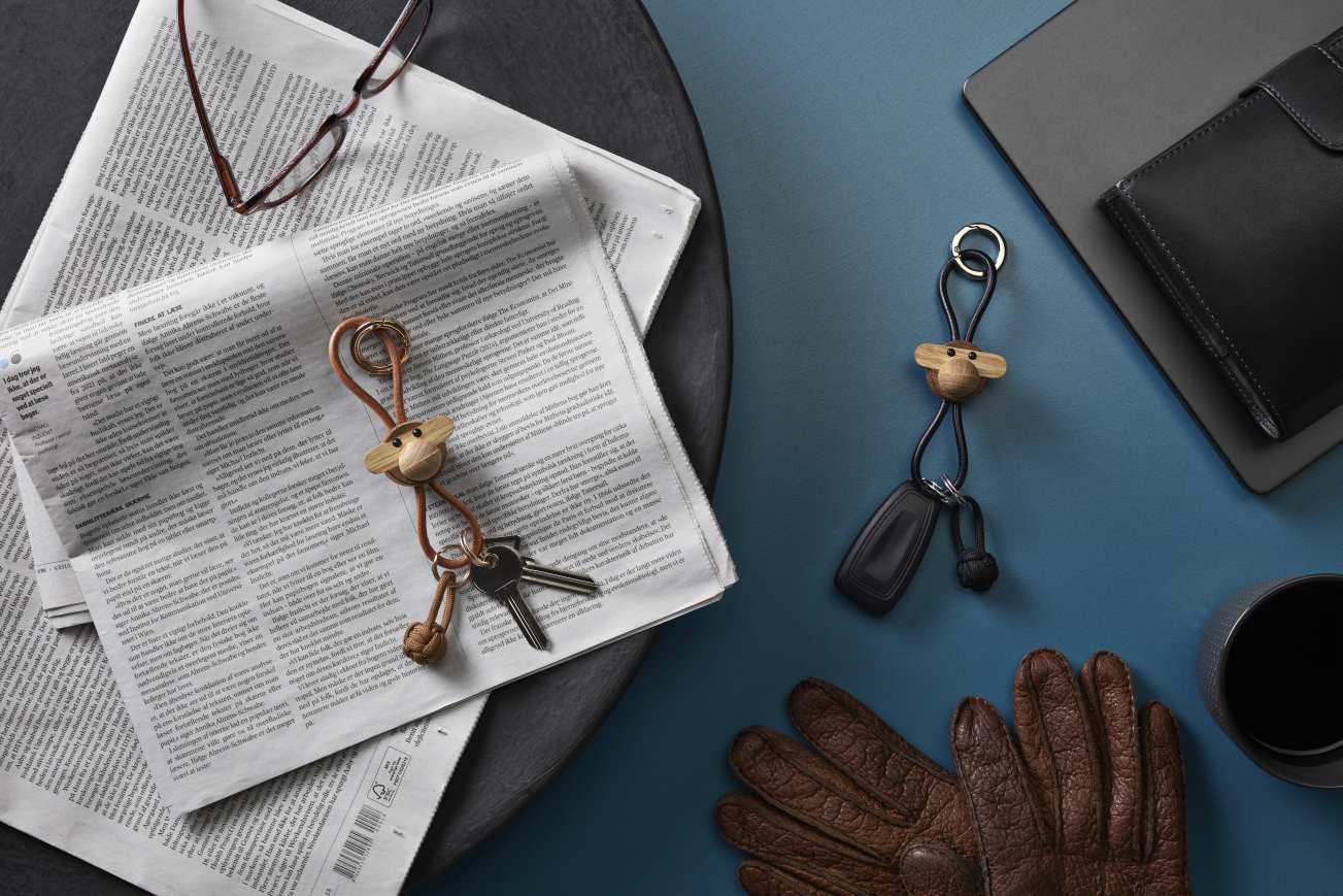Singe porte-clés métal argenté avec cuir noir Kay Bojesen