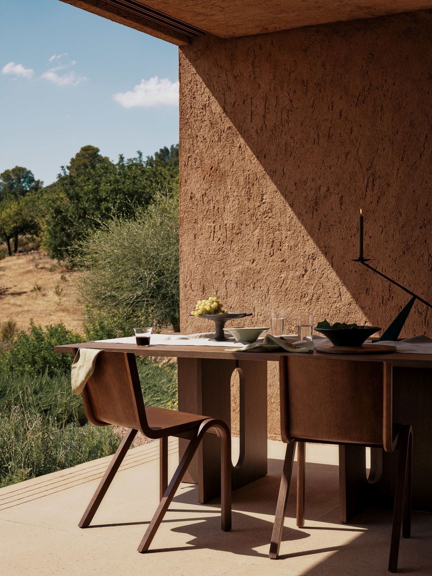 Chaise Ready Dining Chair / Chaise en bois Audo Copenhagen  Chaise Ready Dining Chair / Chaise en bois Audo Copenhagen