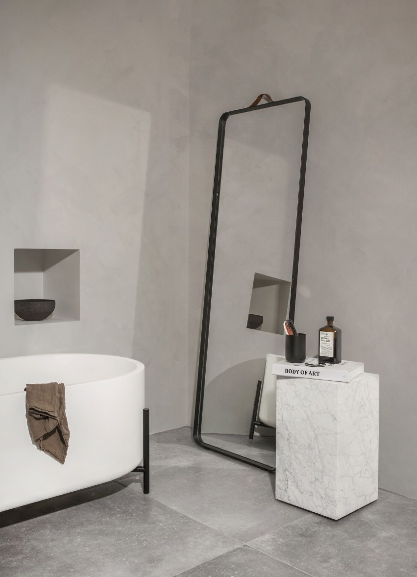 Norm Wall Mirror Rectanglar Wall mirror Audo