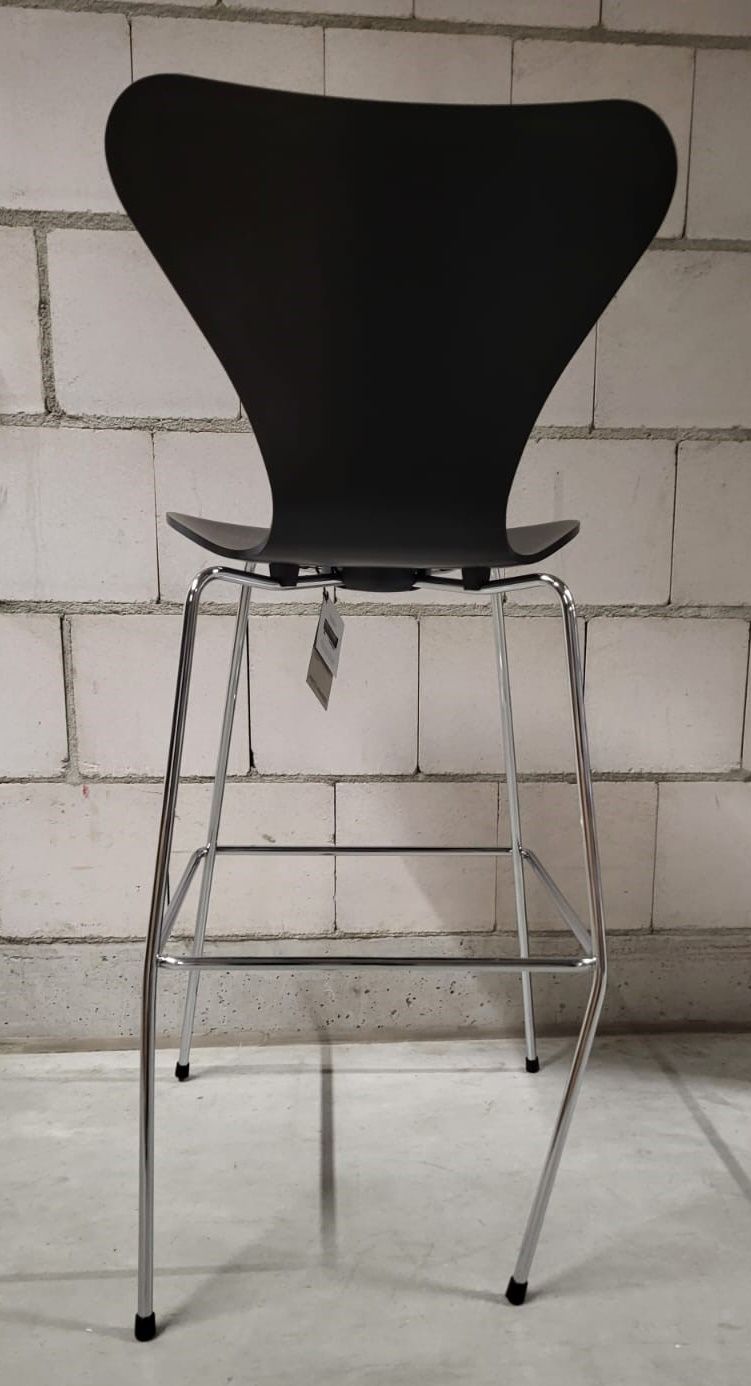 Tabouret de bar sept places 3197 Fritz Hansen EXEMPLE DE MANIÈRE