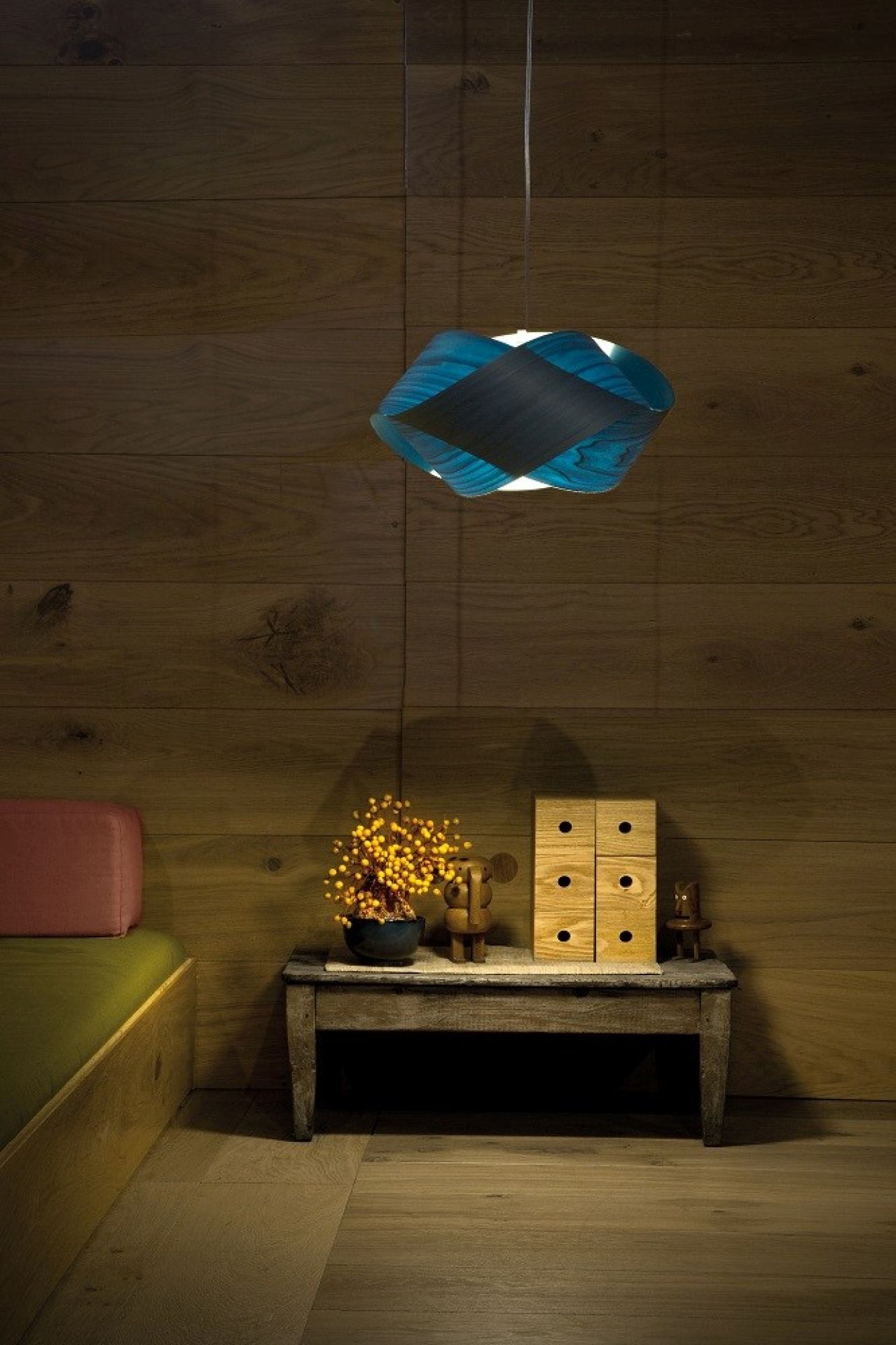 Nut Suspension Lampe suspendue Câble et baldaquin en noir Abat-jour en orange LZF Lamps