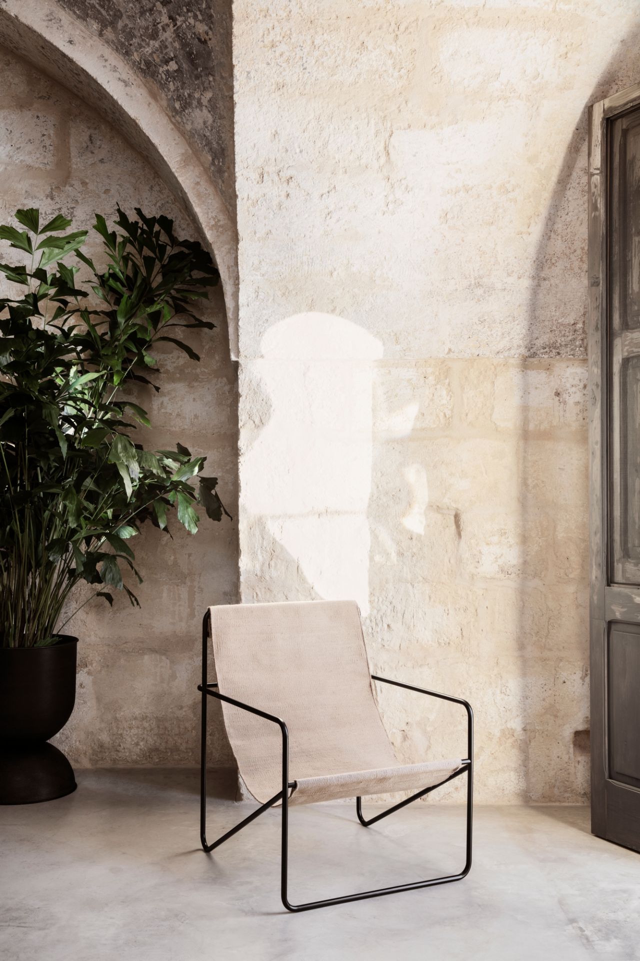 Desert Lounge chaise Noir Ferm Living