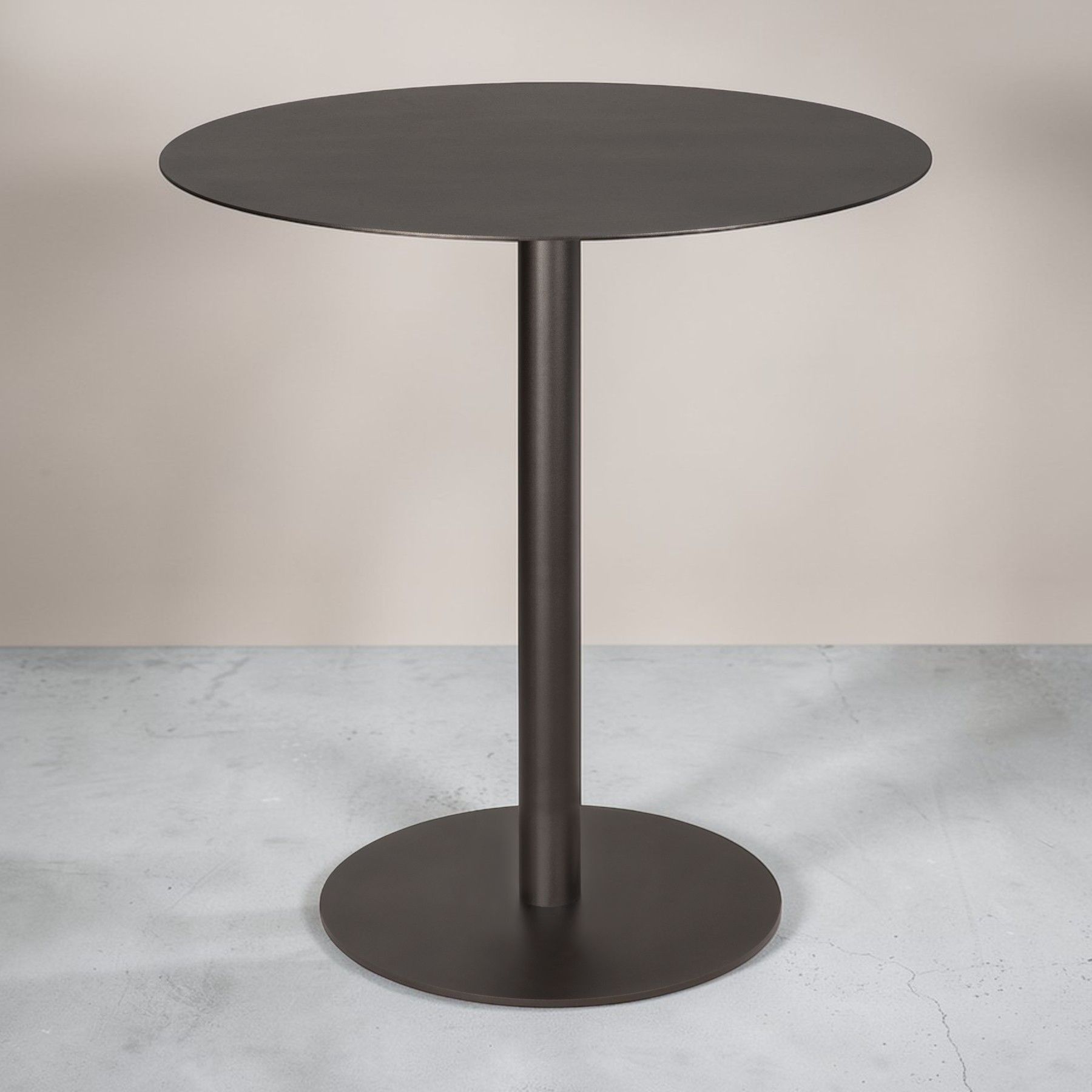 Table de salle à manger d'extérieur Blend en métal Ethnicraft