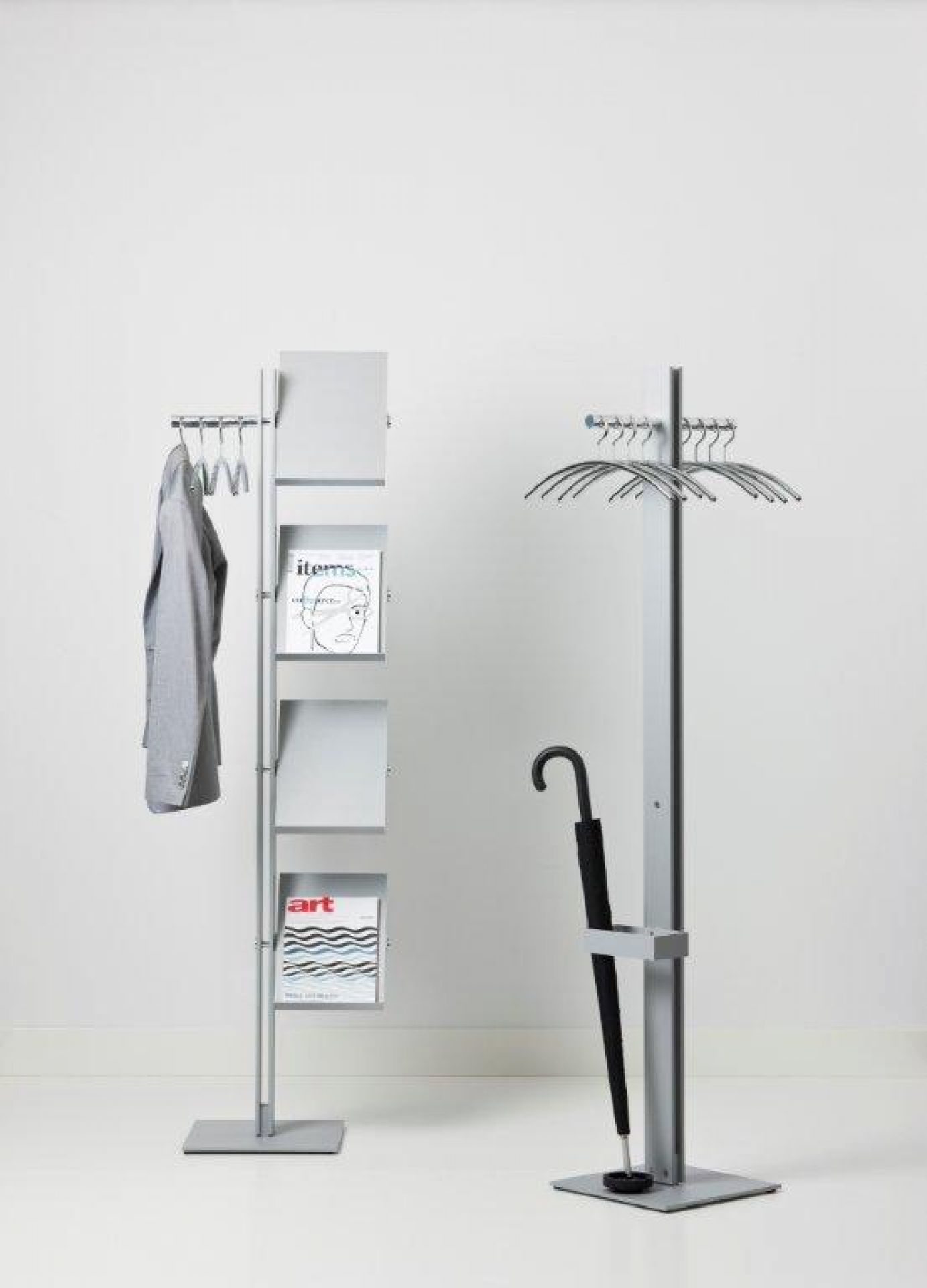Standfree B porte-mateau avec rangement de brochures