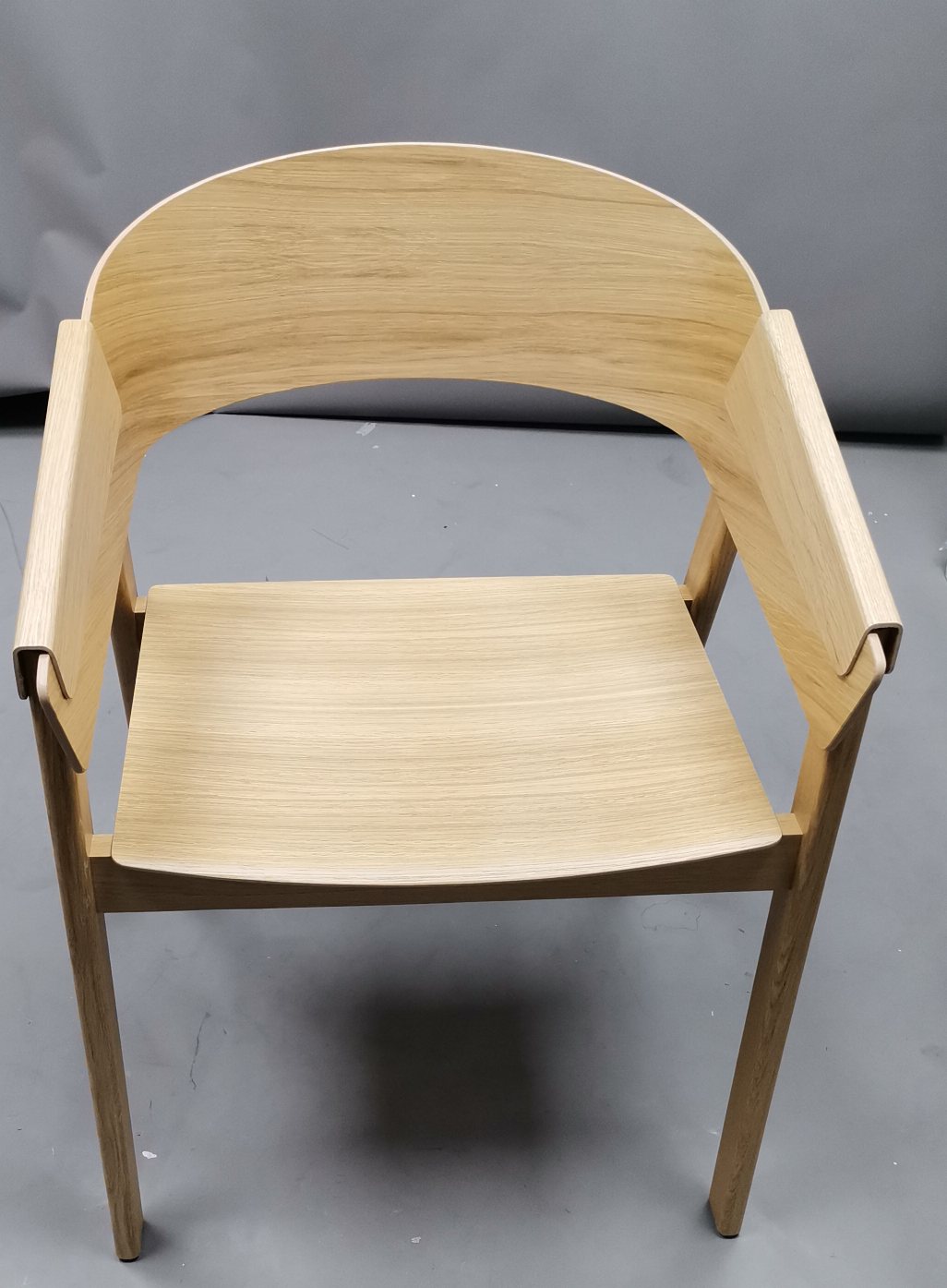 Cover Chair chaise en chêne Muuto OBJECTS IMPARFAITS