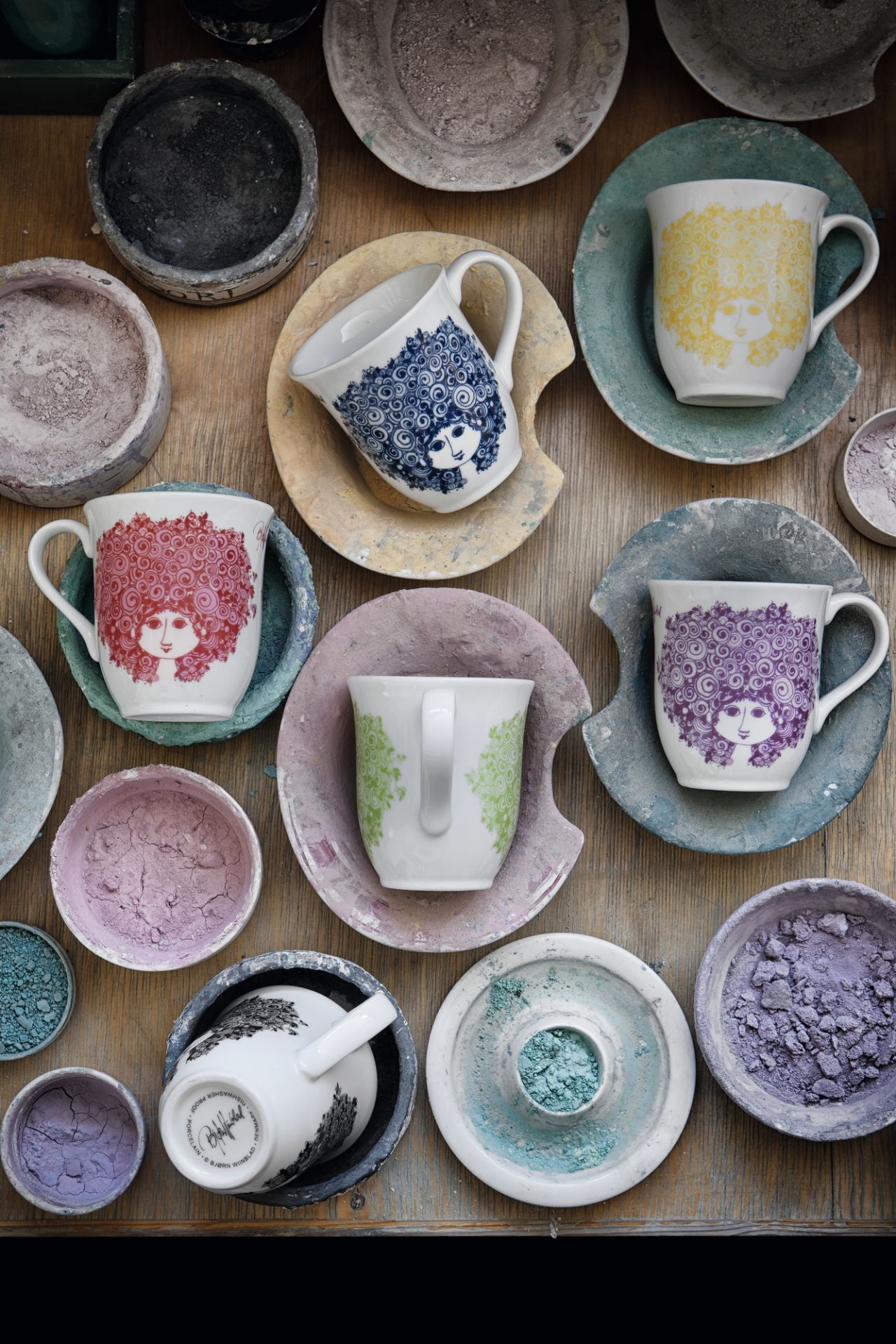Rosalinde mug noir Bjorn Wiinblad OFFRE SPECIALE