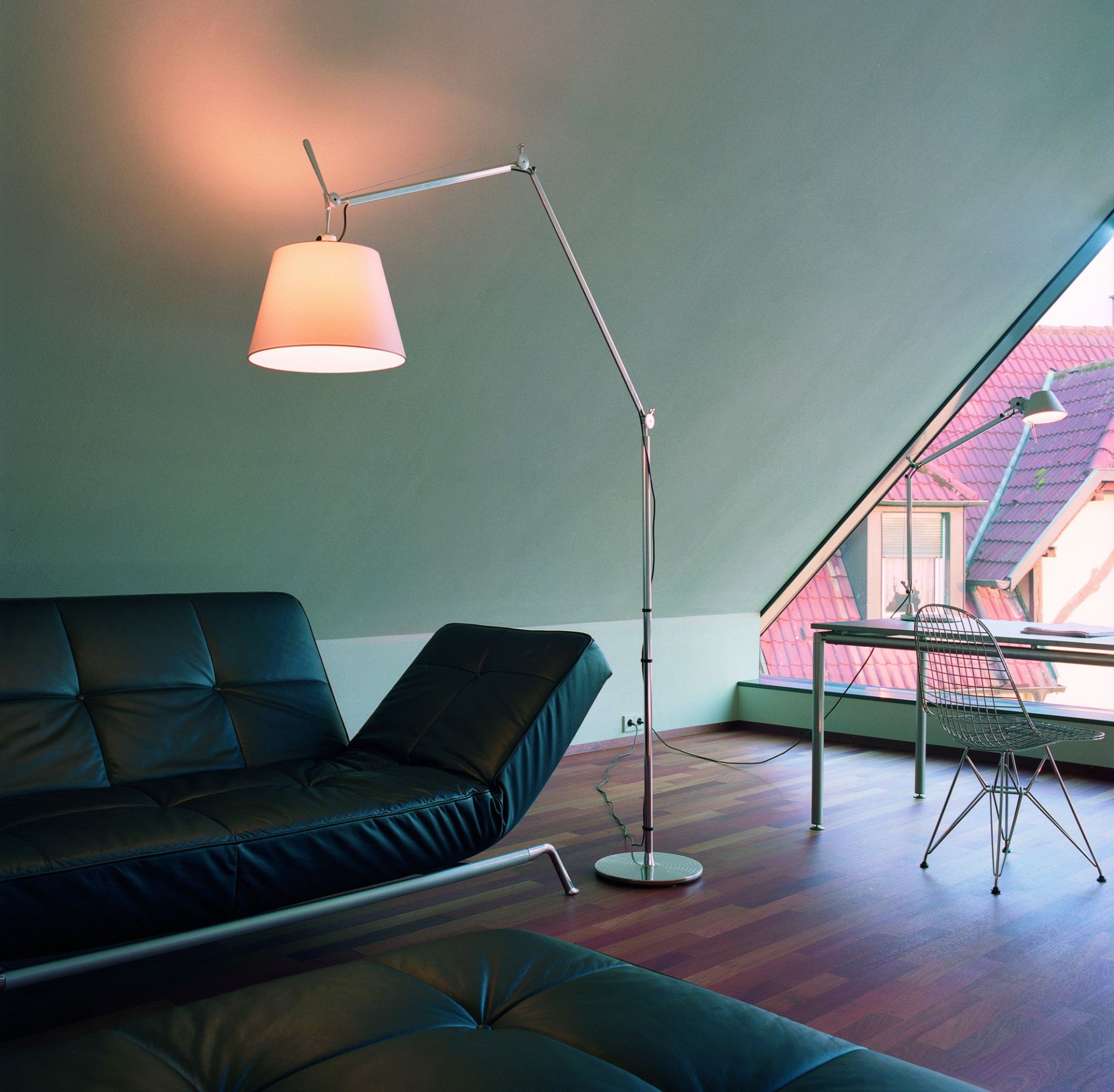 Tolomeo Mega LED Floor lampadaire base et tige noir (partie 2 de 3) Artemide