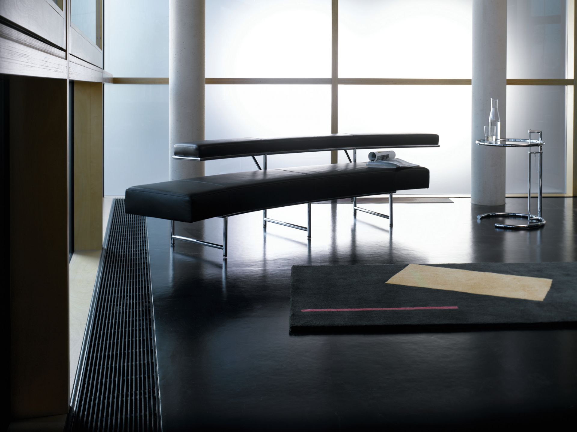 Adjustable Table E1027 Table d'appoint ClassiCon - QUICK SHIP