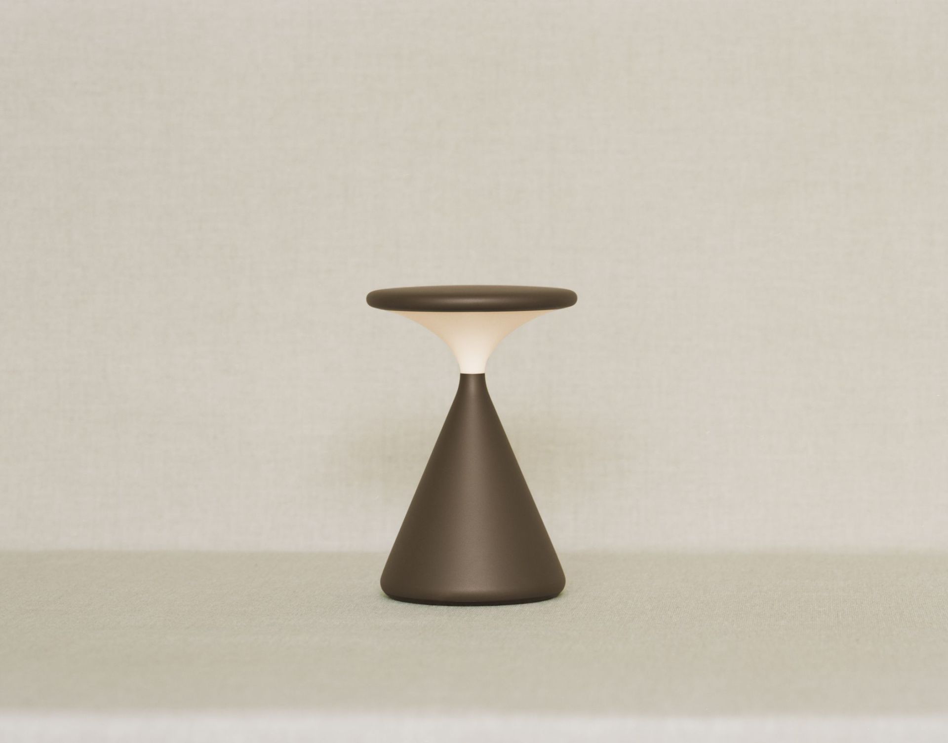 Salt Lampe à batterie / lampe de table Chocolate Grau