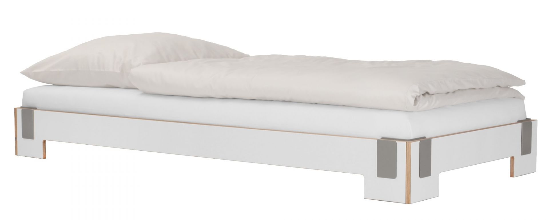 Stapelbett in Weiß, 100x200 cm, mit weichem Bettzeug und modernem Design.