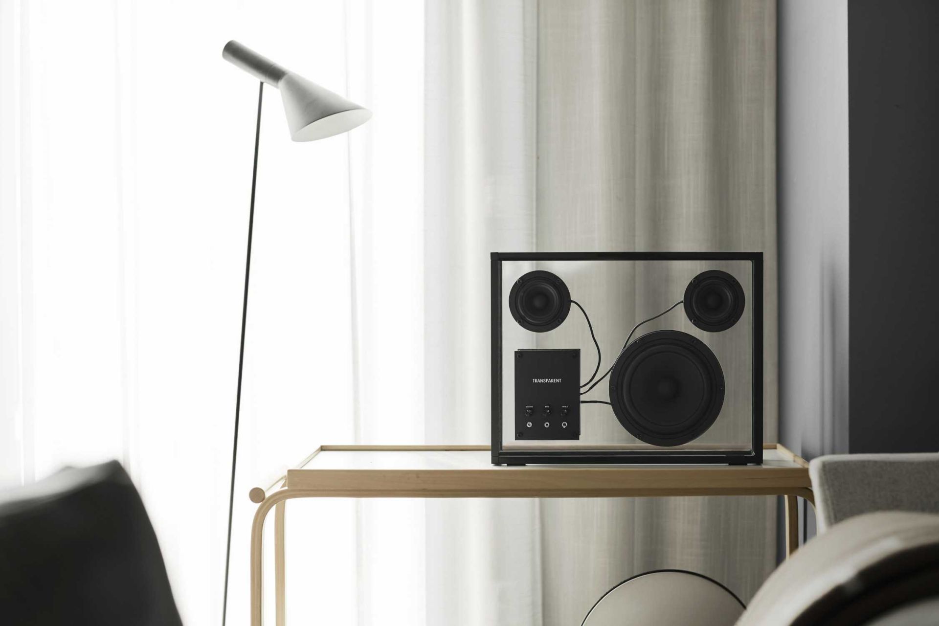 Haut-parleur transparent Transparent