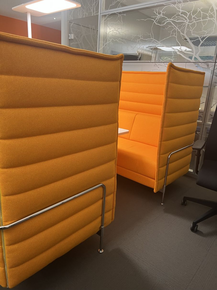 Alcove Cabin Highback 2 places Vitra PIÈCE D'EXPOSITION / MOBILIER D'OCCASION