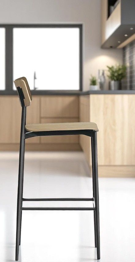 Cult-Wood Barstool Tabouret de bar Segis  