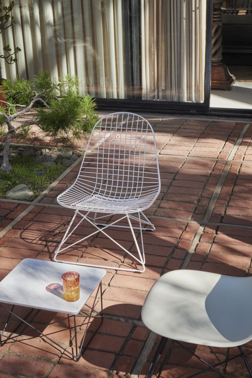 Eames Plastic Side Chair LSR chaise Vitra