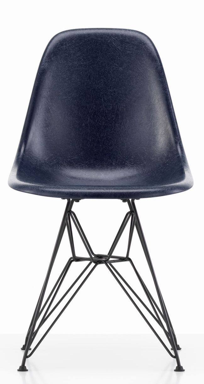 Eames Fiberglass Chair DSR chaise Vitra