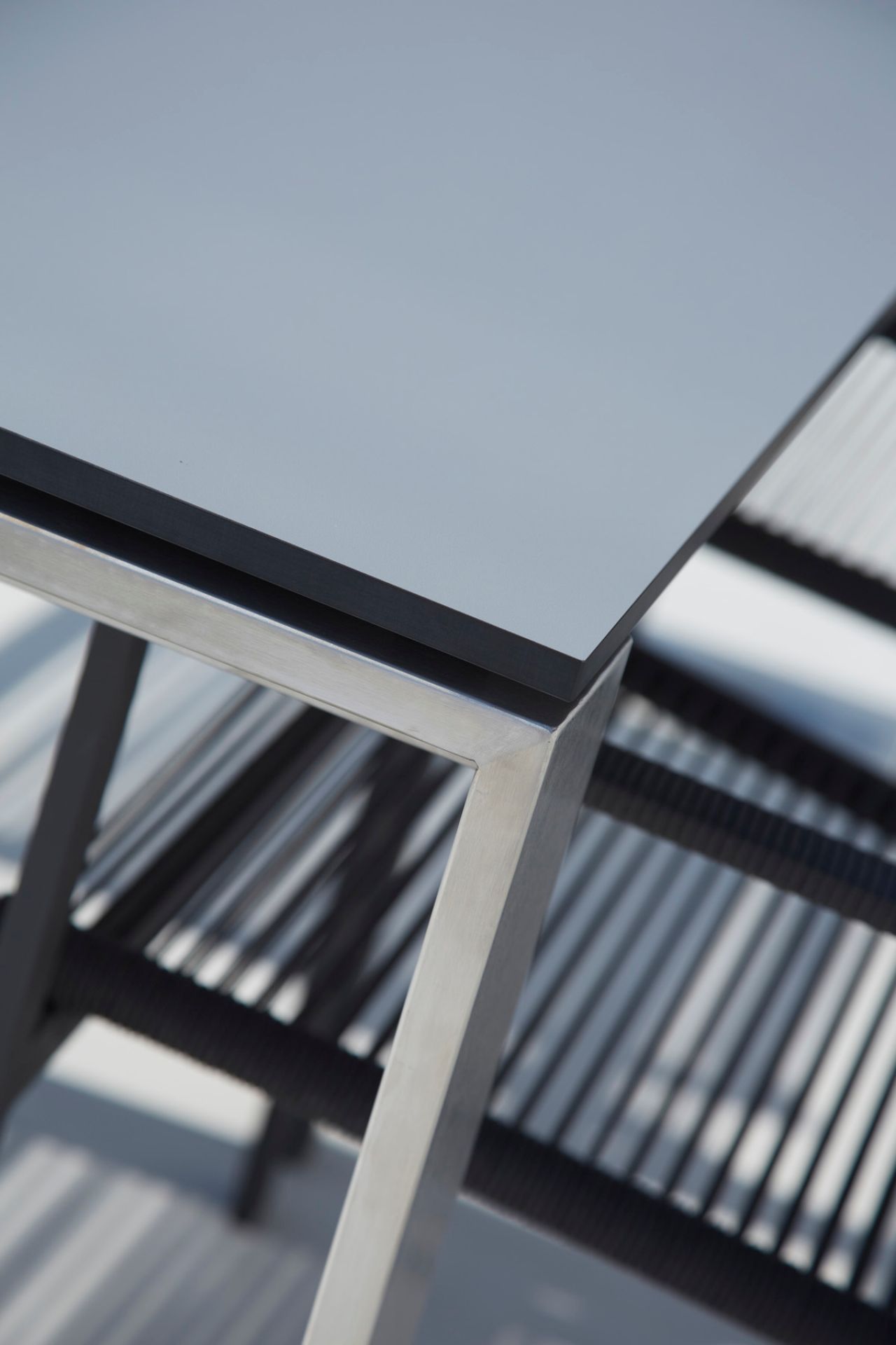 Edge Outdoor Table à manger avec 2 allonges Cane-Line
