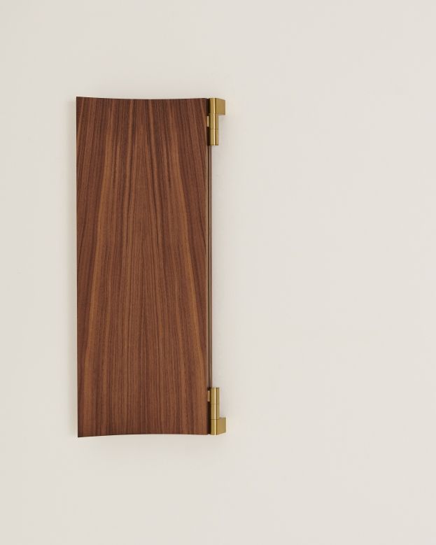 Vanity Wall Mirror 2 miroir mural Gubi 