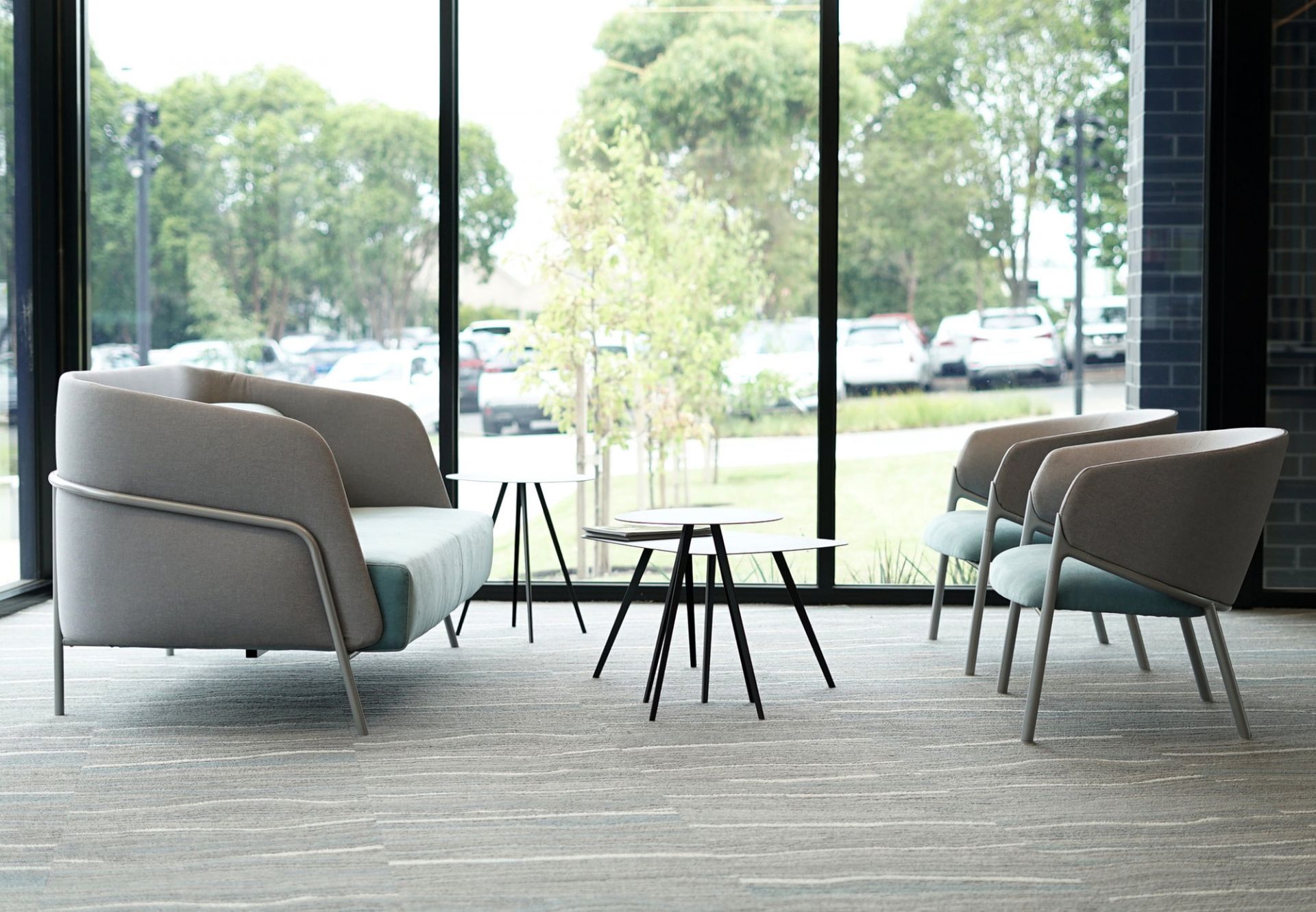 Agorà Table d'appoint moyen Segis bleu clair