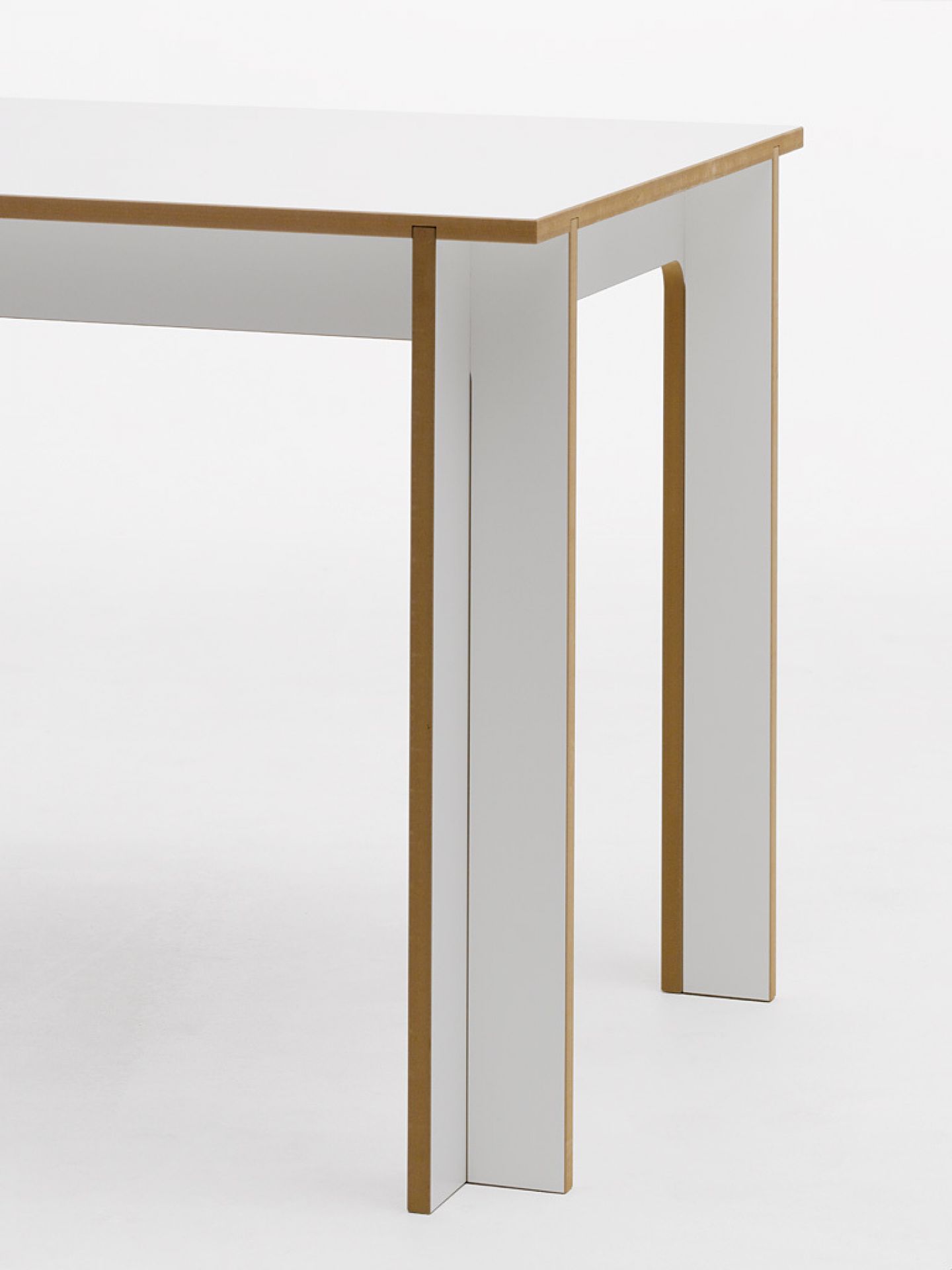 Tischgruppe table petite Tojo