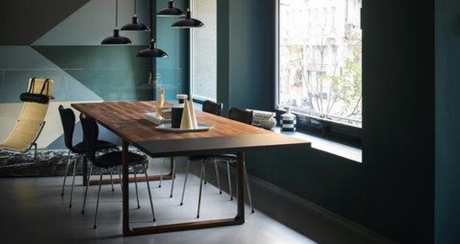 Essay Table Fritz Hansen QUICK SHIP