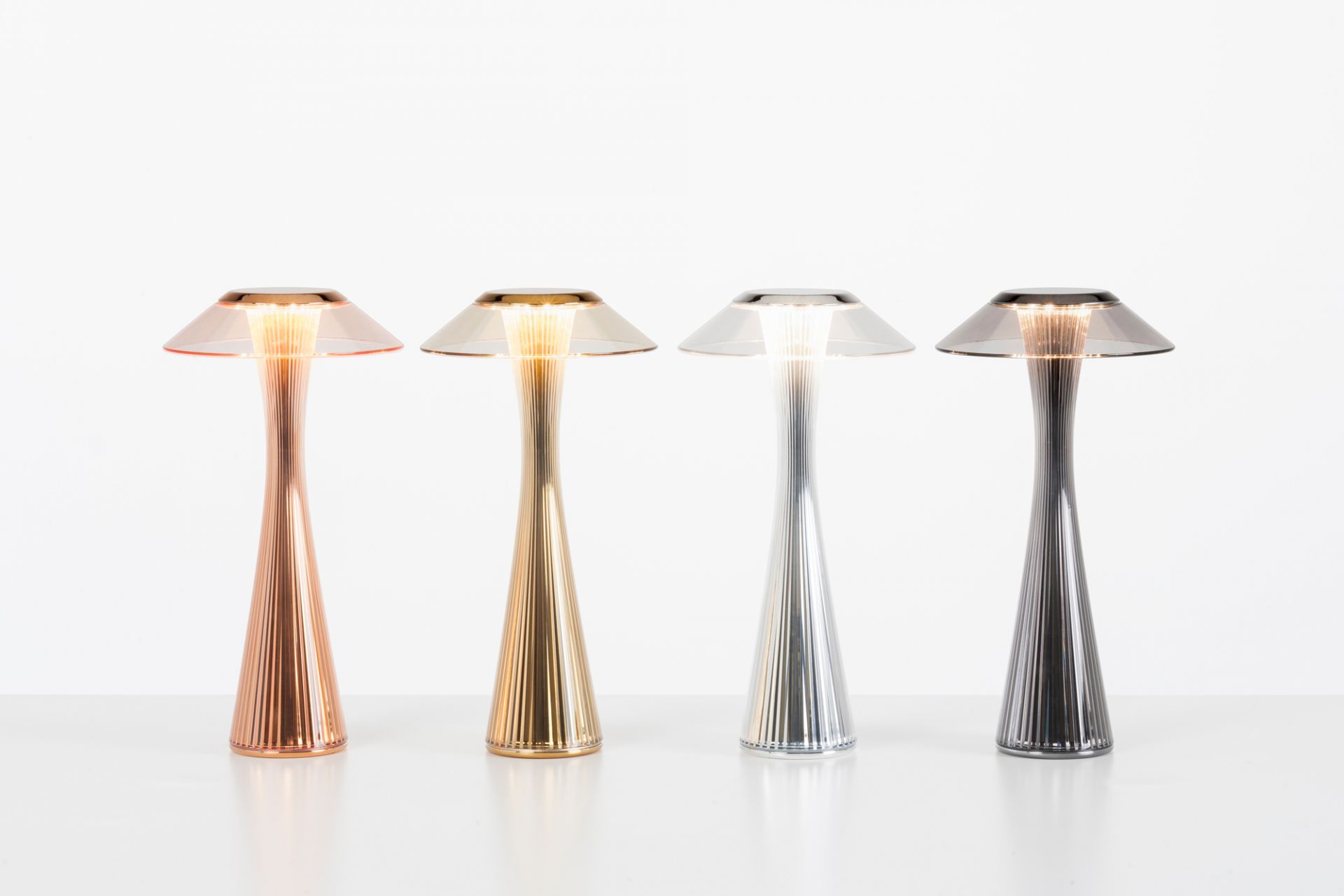 Space Lampe de table Chrome Kartell