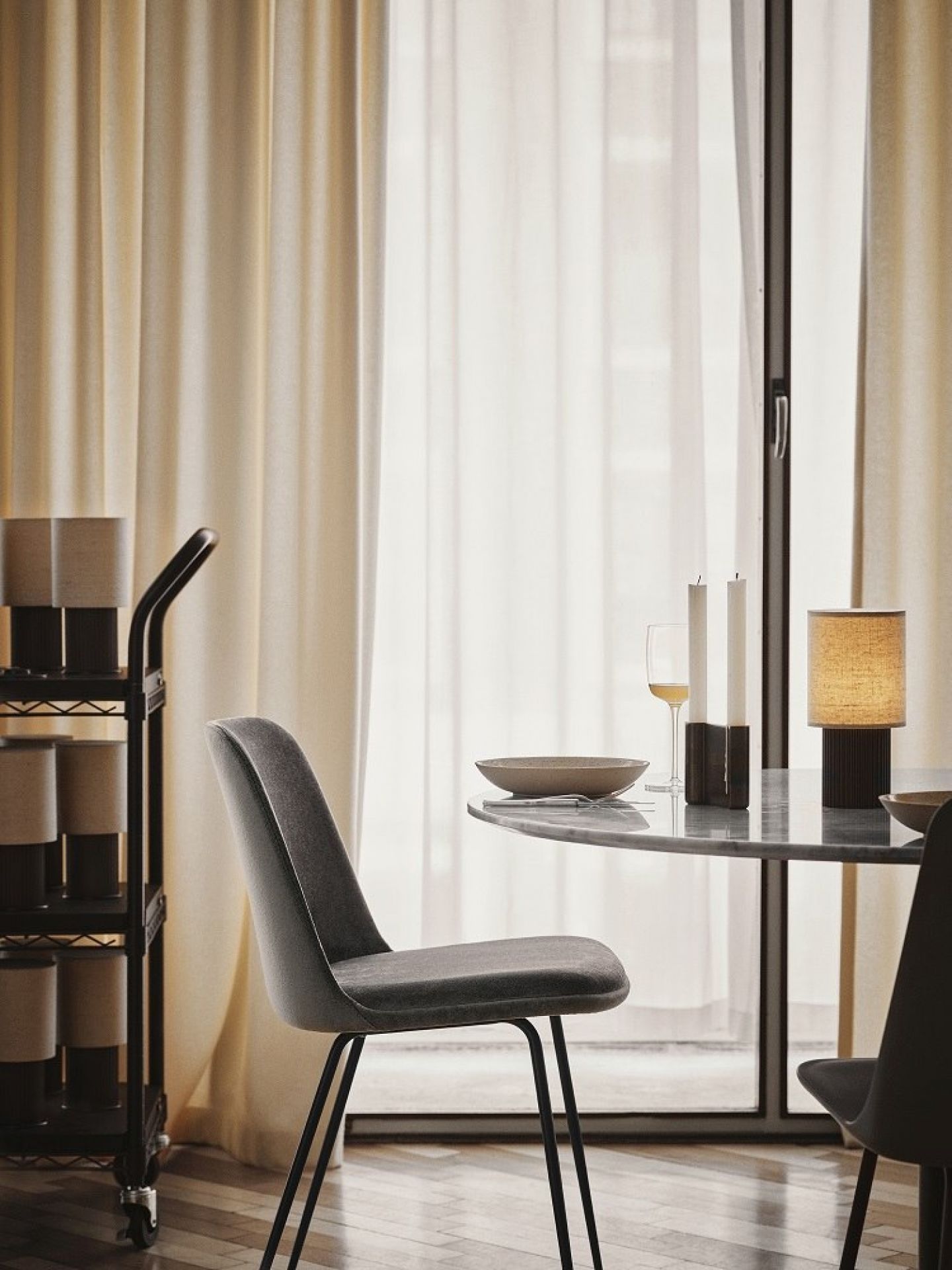 Manhattan SC52 Lampe portable à batterie / lampe de table avec USB AndTradition OFFRE SPECIALE