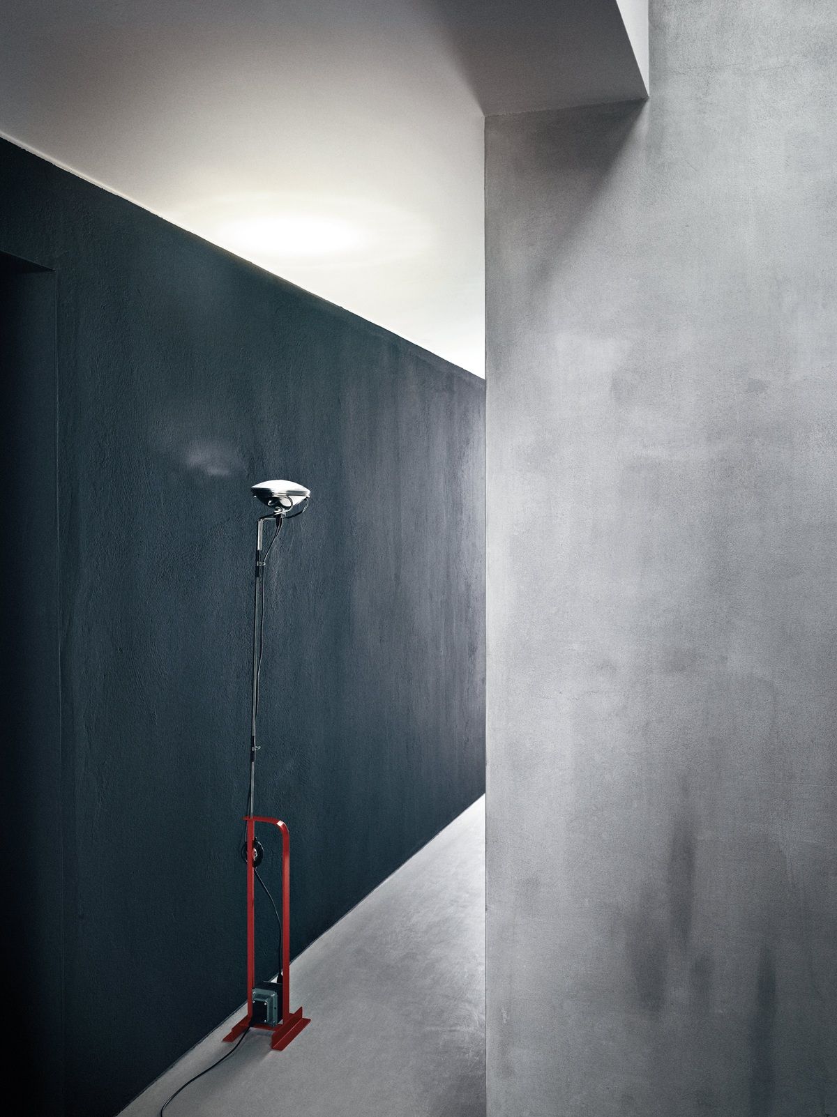Toio Lampadaire Flos pour lumière indirecte - Différentes couleurs
