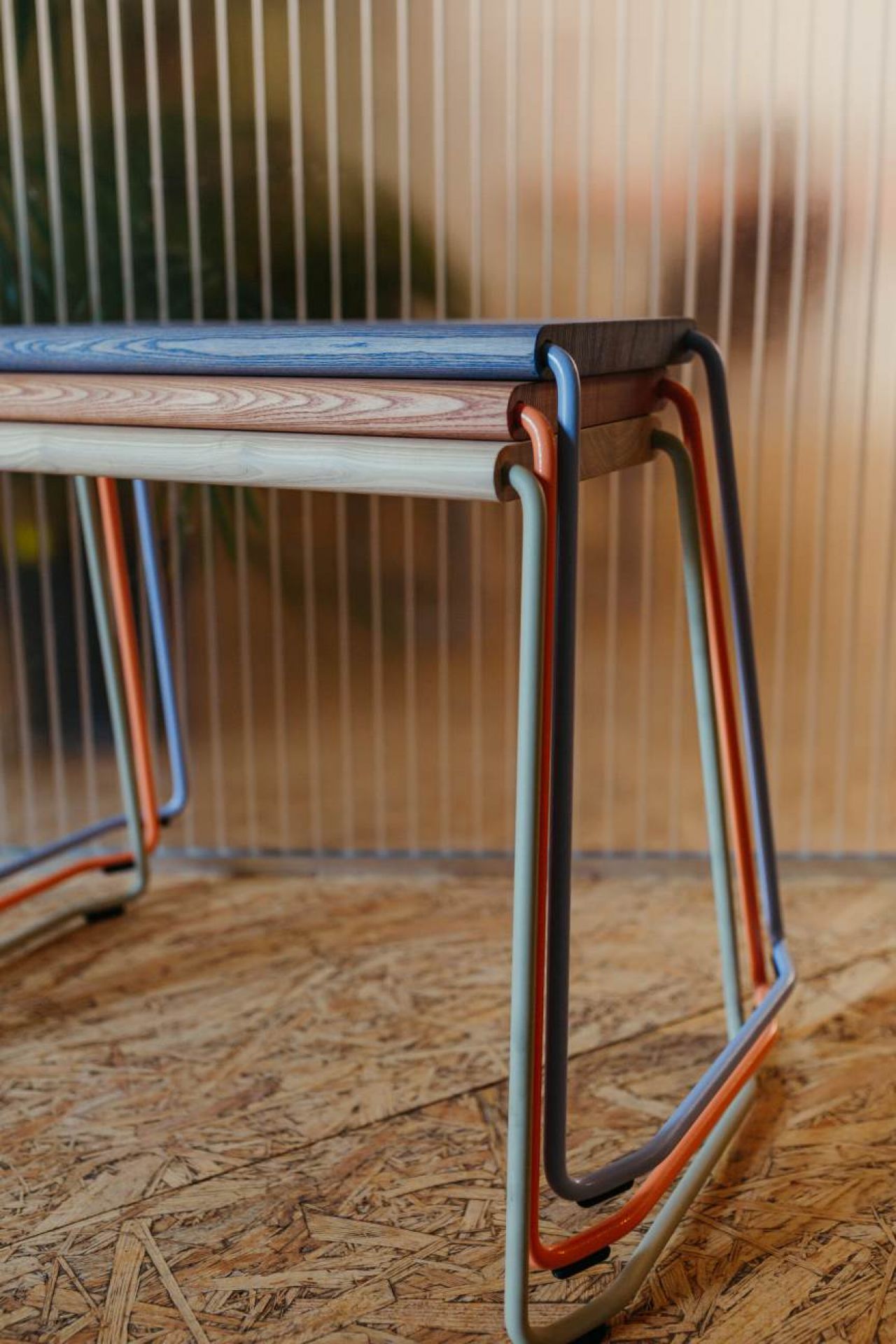 D:003 Table d'appoint Fuchs & Habicht