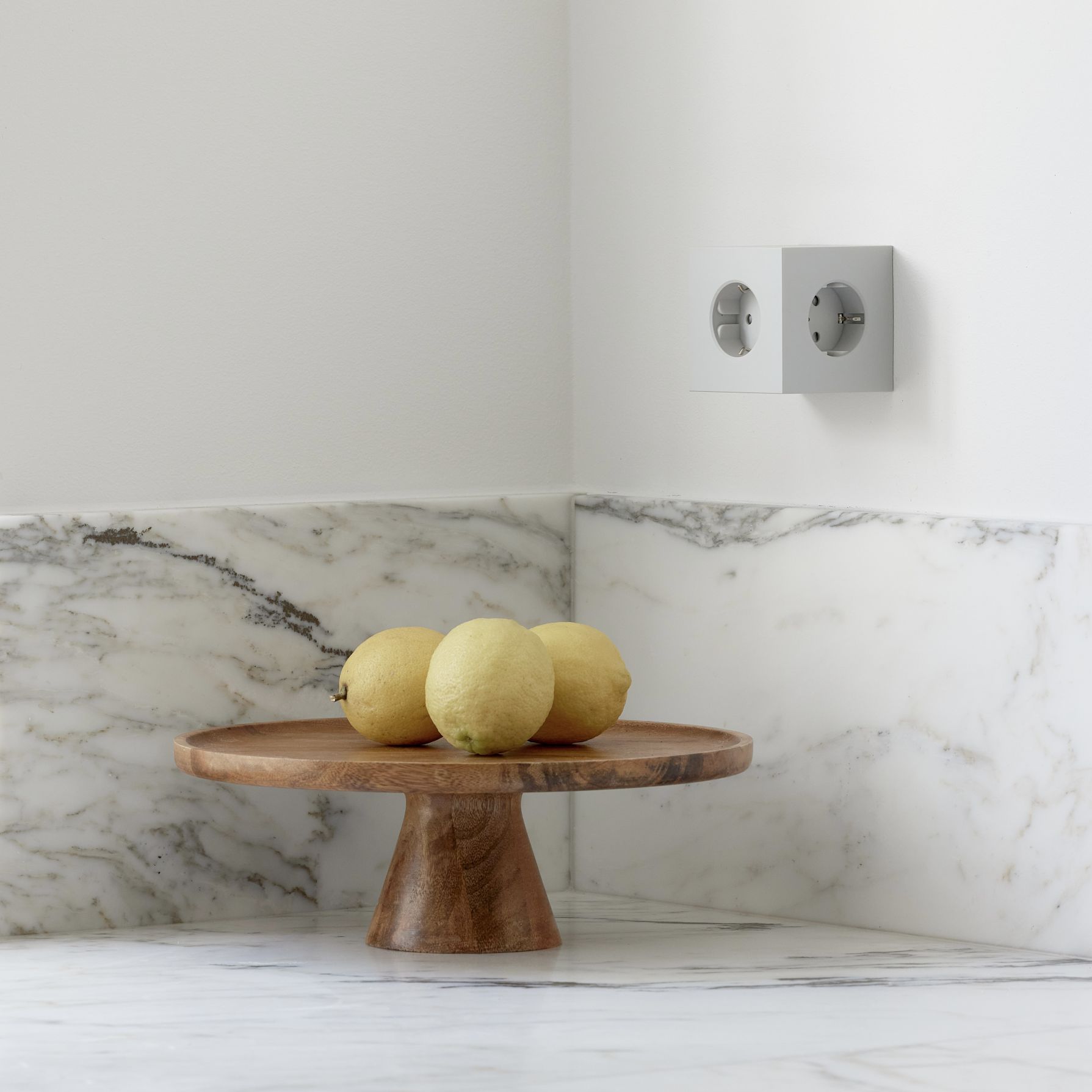 Square 2 - Avolt Cube de prises avec USB-C Gotland grey dfp Design 