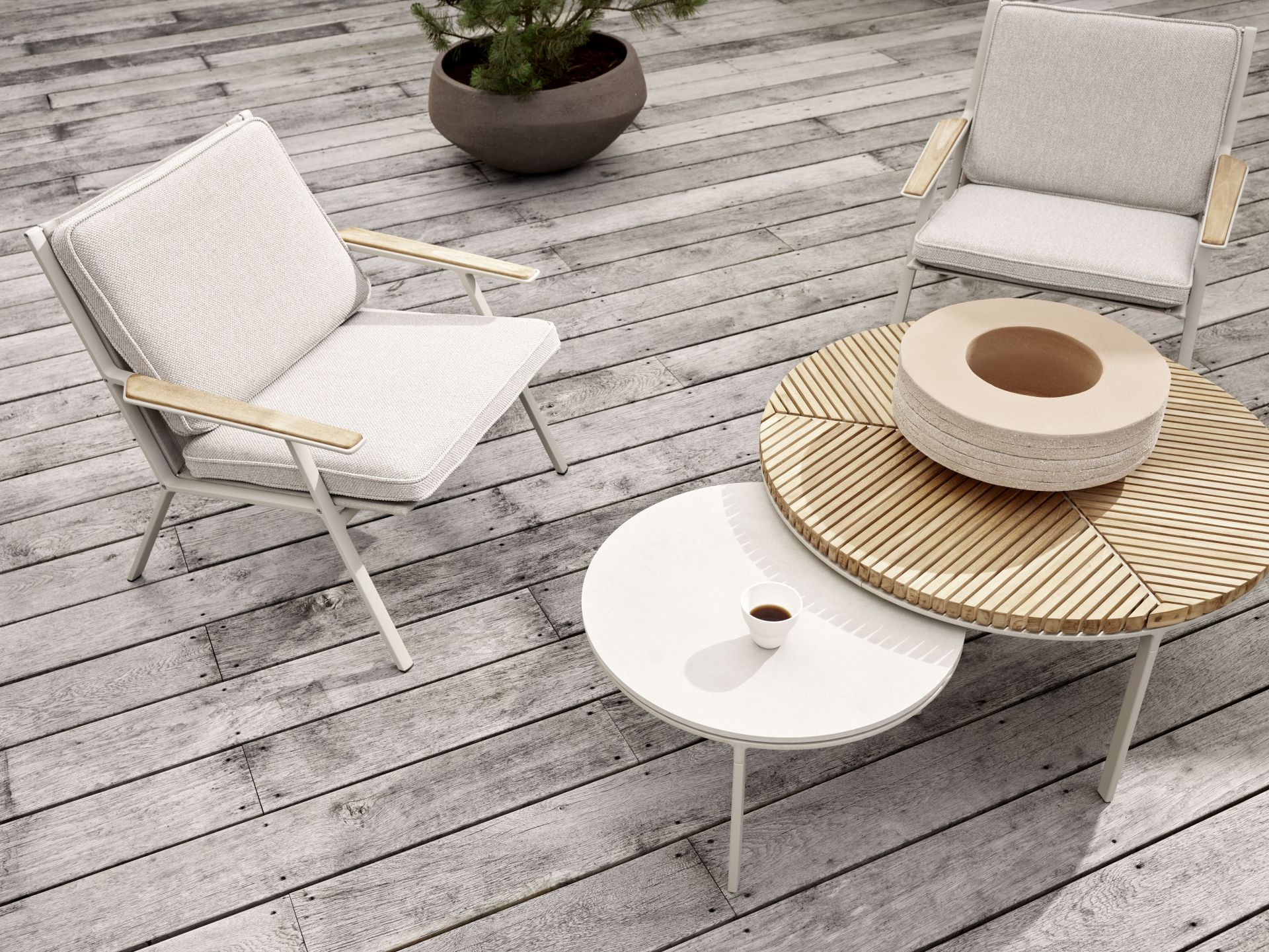 Open-Air Outdoor Coffee Table Ø60 Vipp