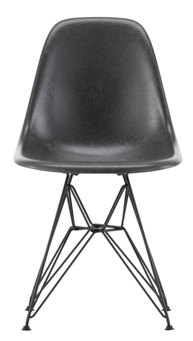Eames Fiberglass Chair DSR chaise Vitra