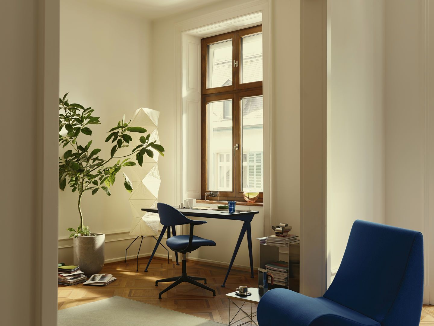 Mynt dossier et assise plastique Chaise de bureau Vitra
