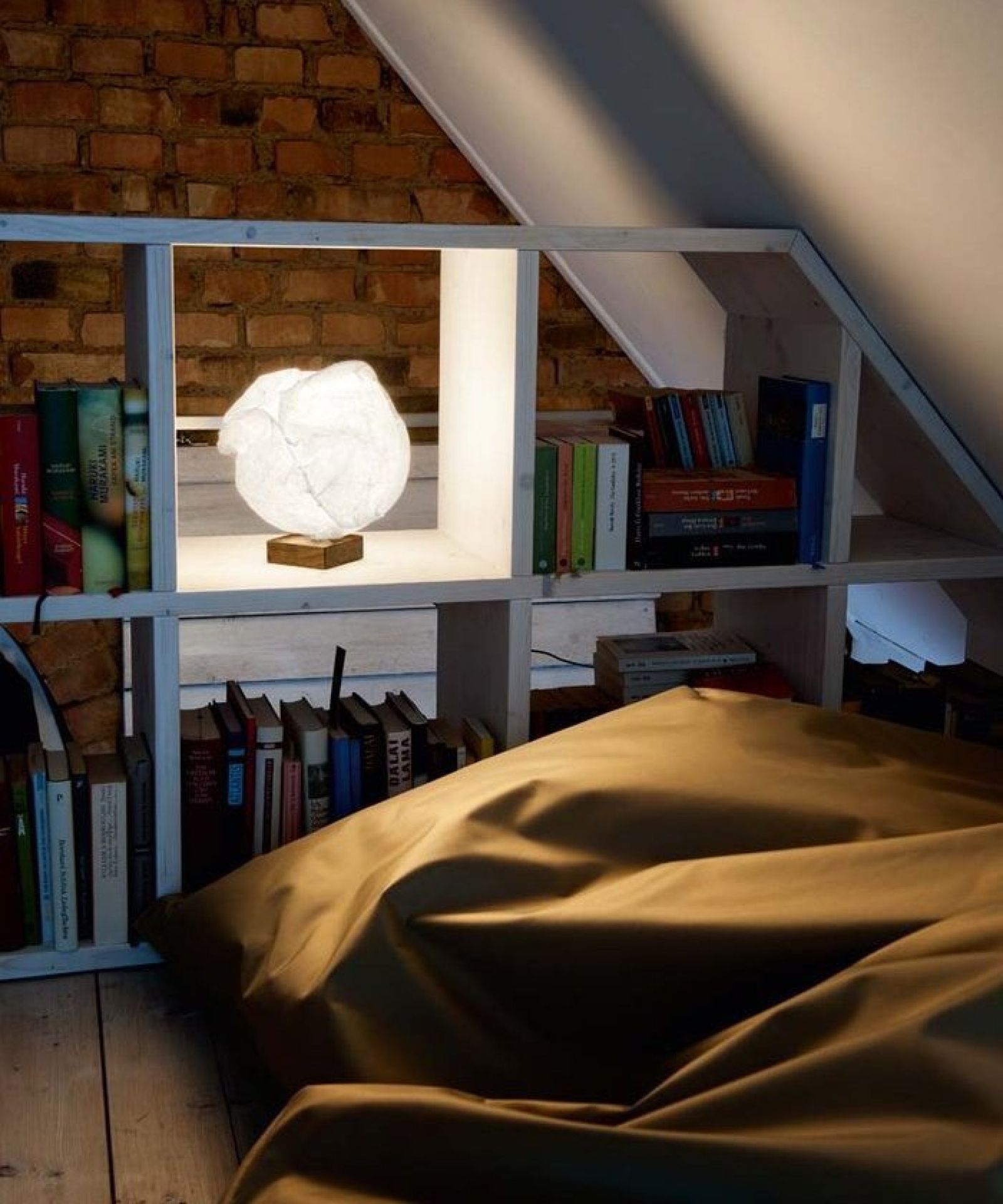Babycloud Lampe de table LED Belux