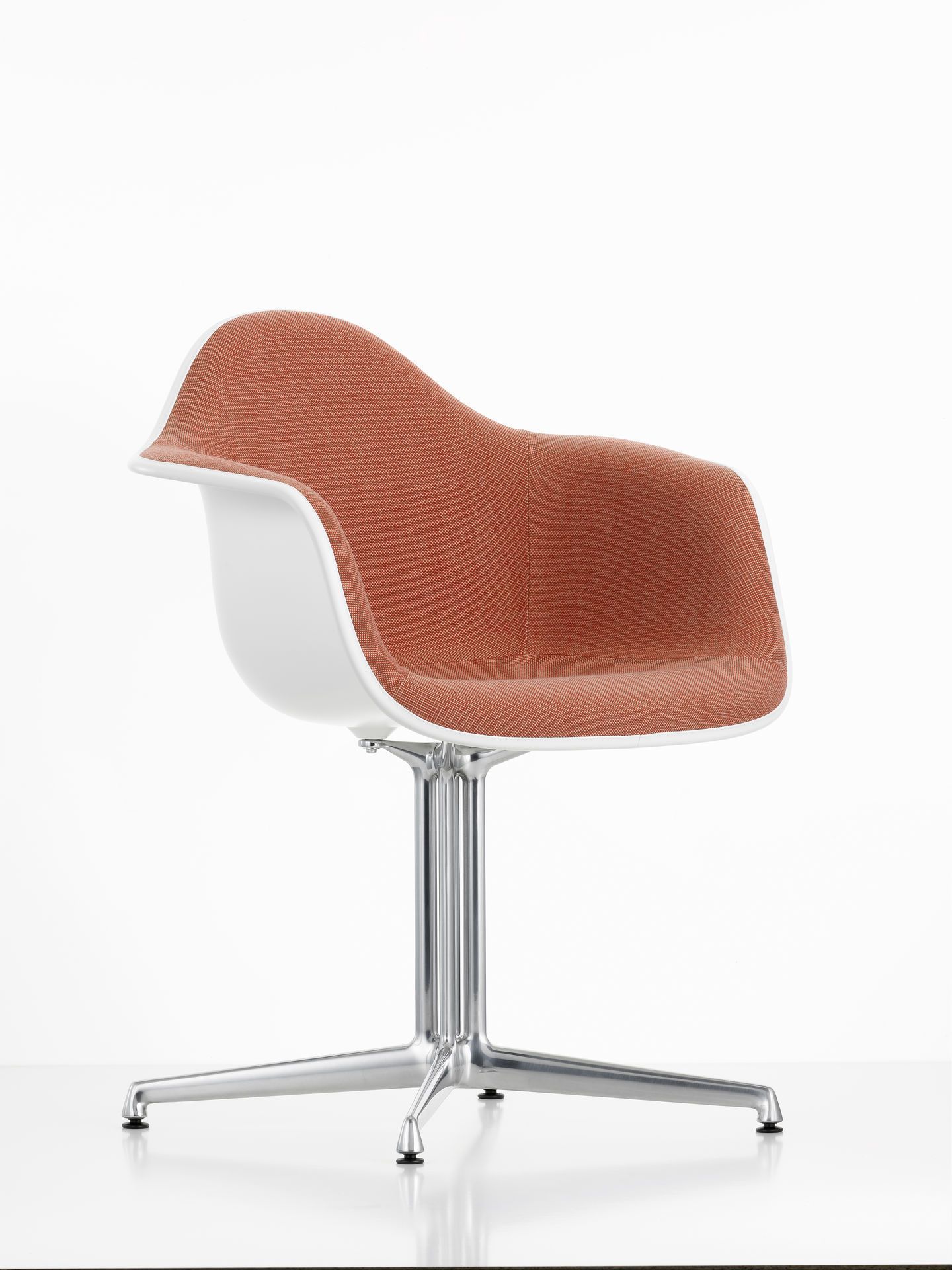 Eames Plastic Arm Chair DAL Chaise entièrement rembourrée Vitra