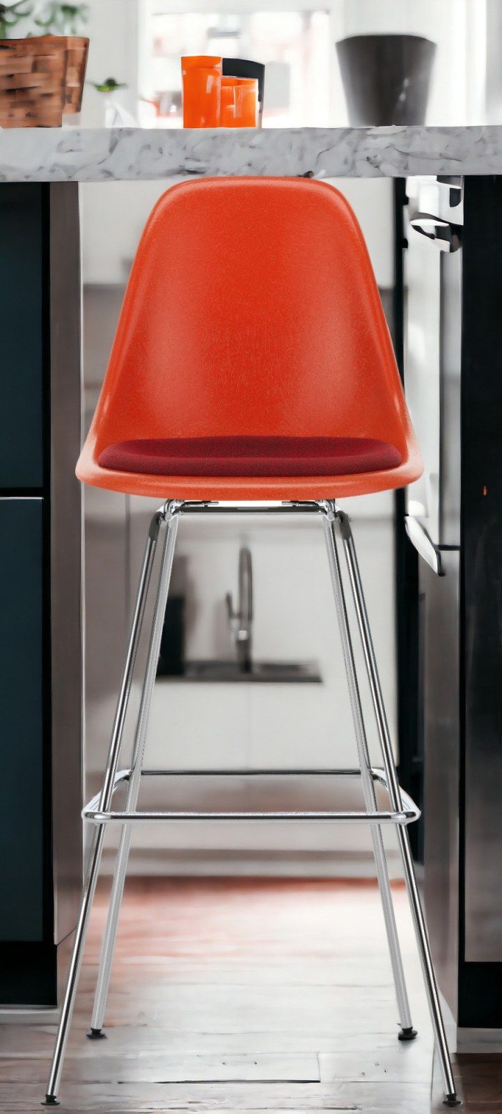 Eames Fiberglass Bar Stool High Tabouret de bar avec coussin d'assise Vitra 