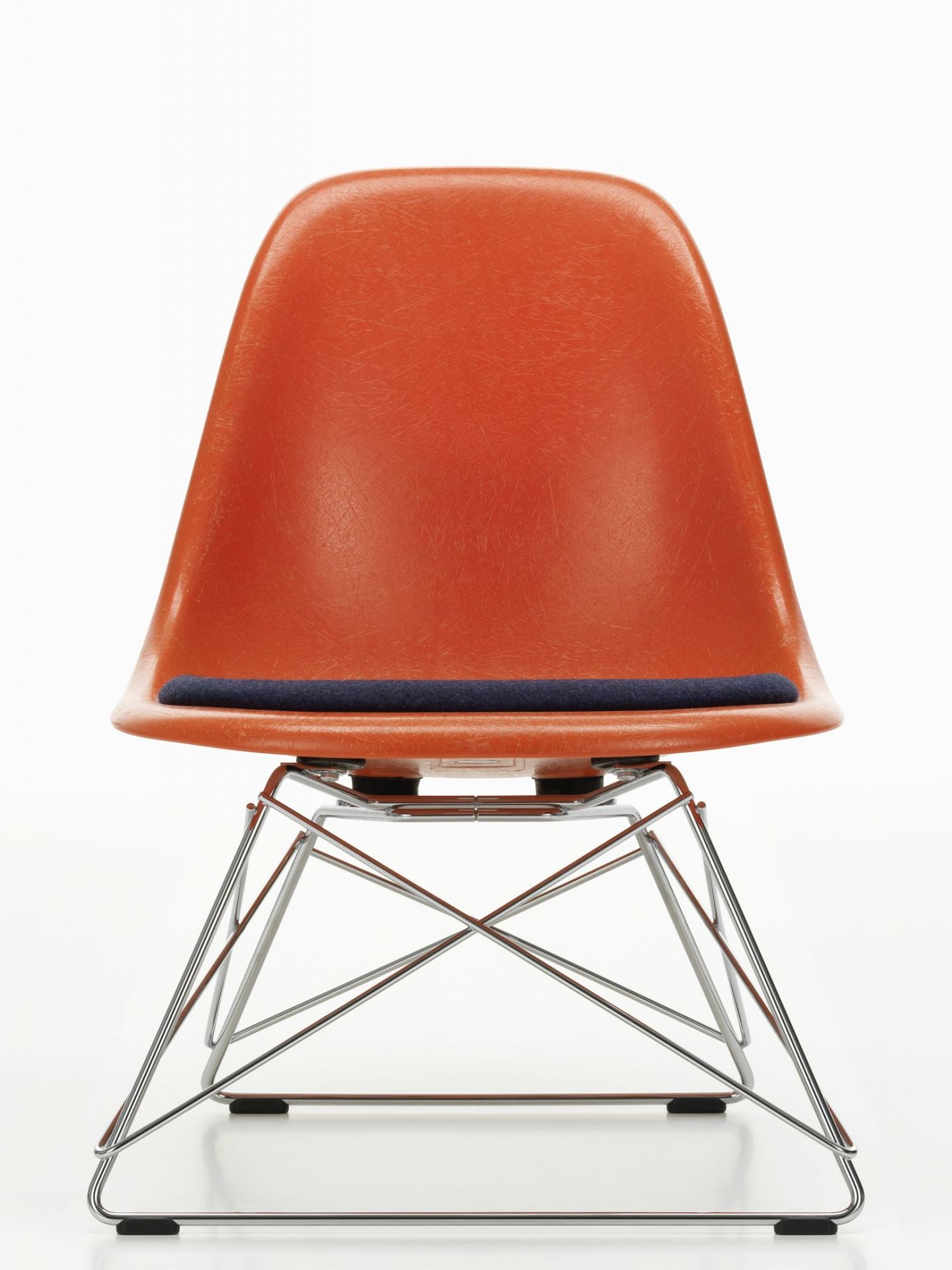 Eames Plastic Side Chair LSR chaise avec coussin d'assise Vitra
