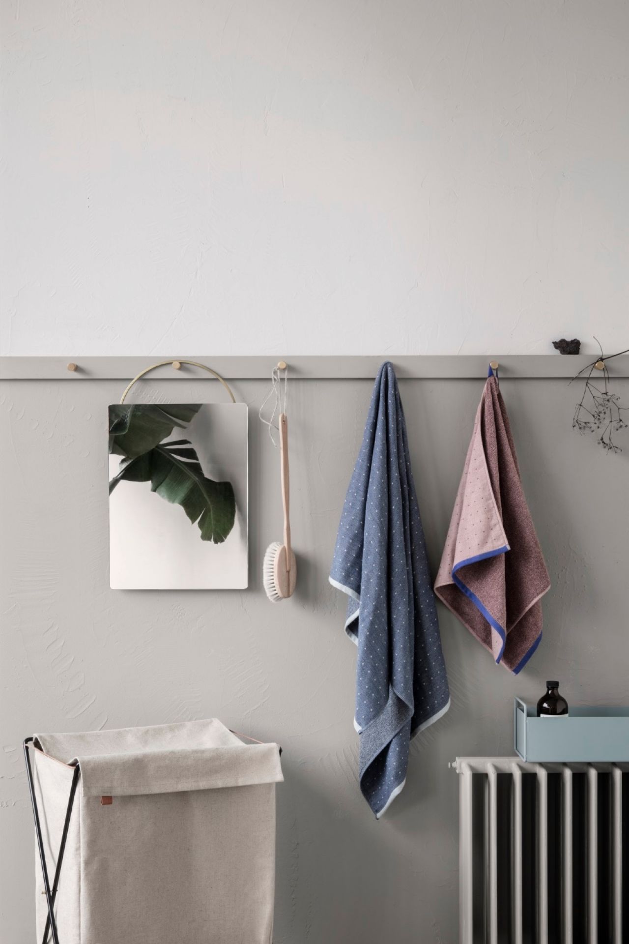 Herman Laundry Stand panier à linge Ferm Living OFFRE SPECIALE