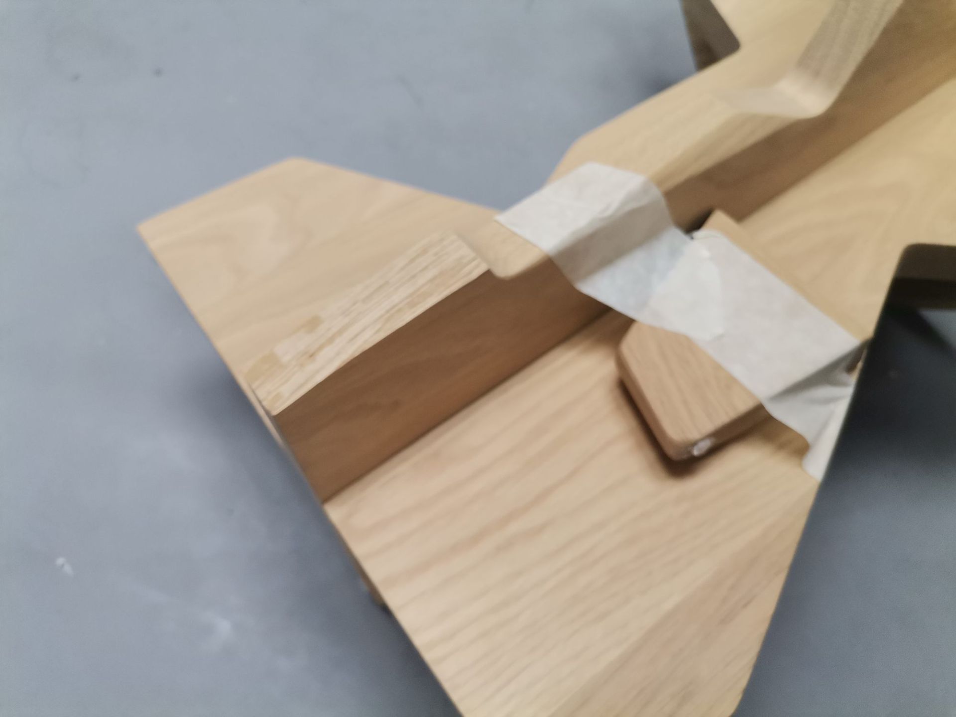 Tabouret Fels CHÊNE CIRÉ AVEC BLANC PIGMENTIF Out OBJECTS IMPARFAITS