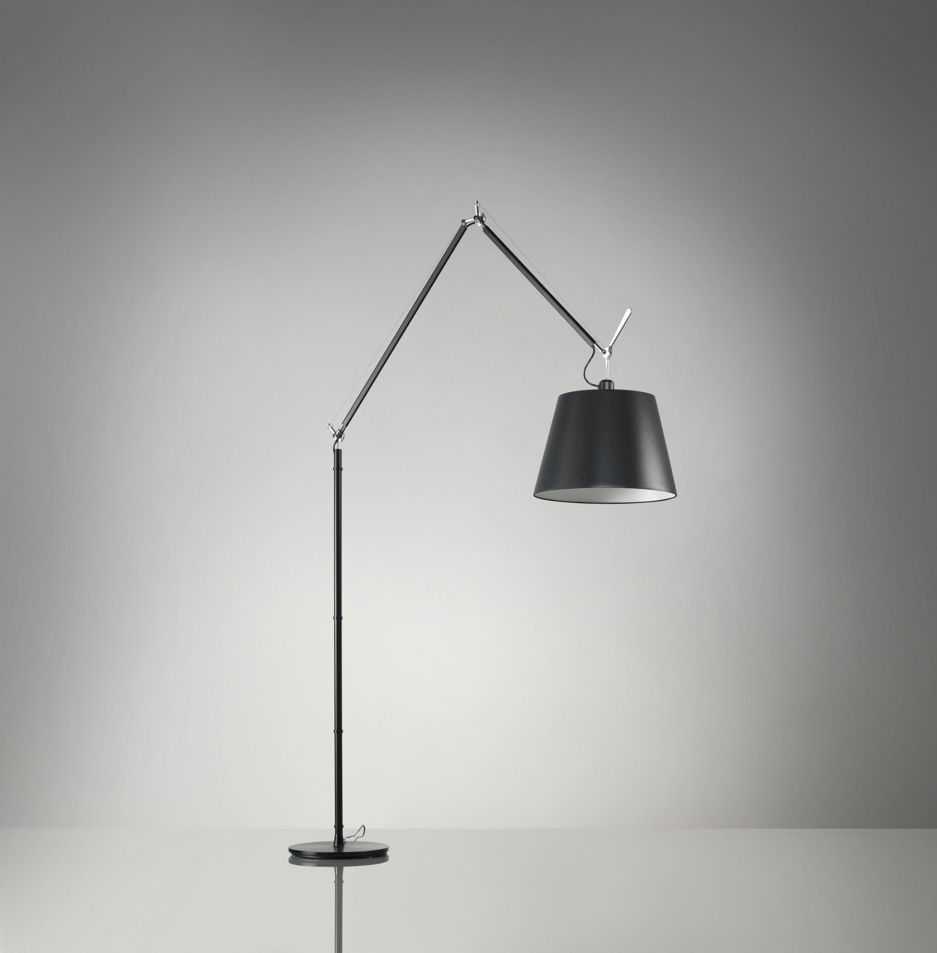 Tolomeo Mega LED Floor lampadaire base et tige noir (partie 2 de 3) Artemide