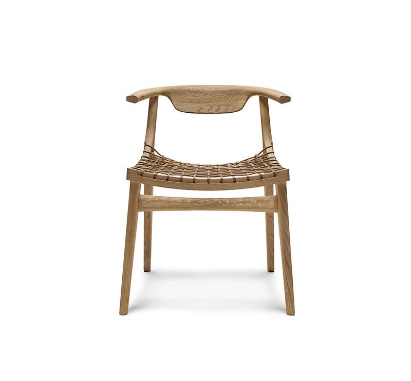 Klismos Fauteuil avec dossier en bois et patins en feutre Knoll International