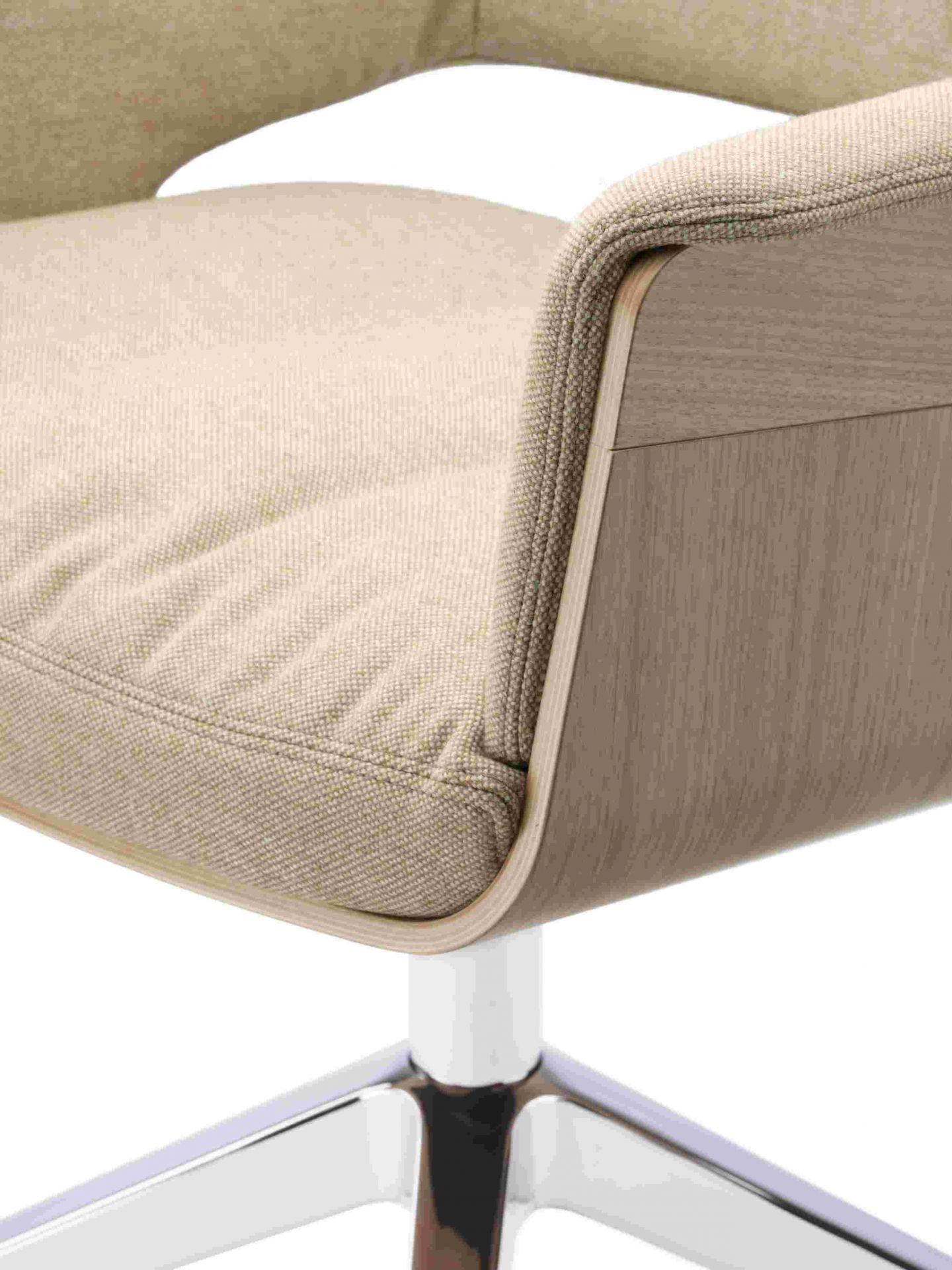 S 847 PVD Fauteuil pivotant Thonet