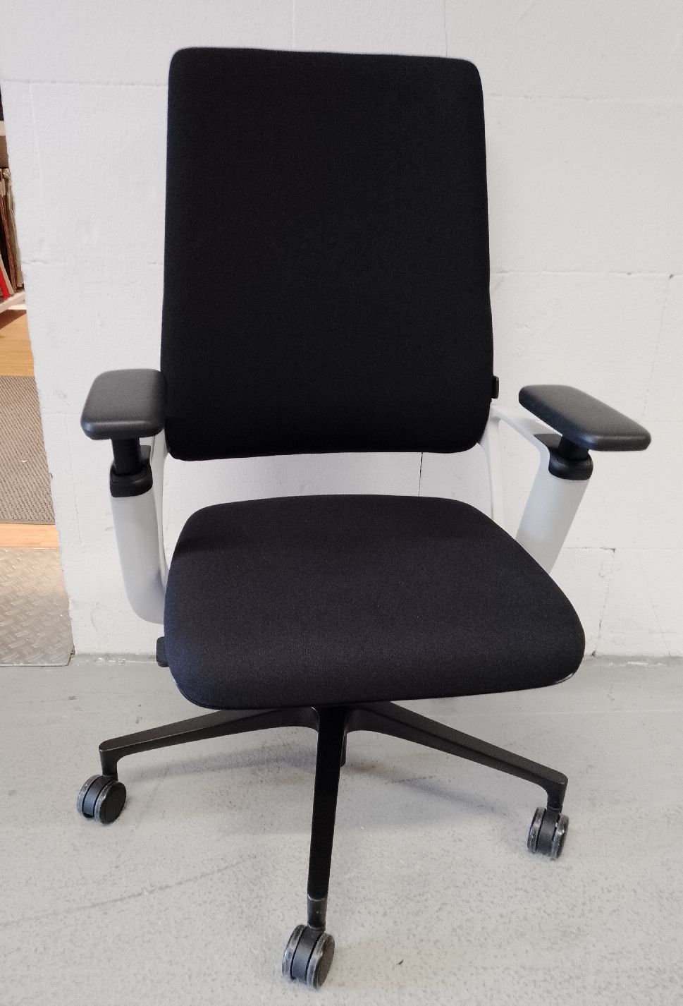 Connex2 chaise de bureau Klöber EXPOSITION / MOBILIER D'OCCASION 