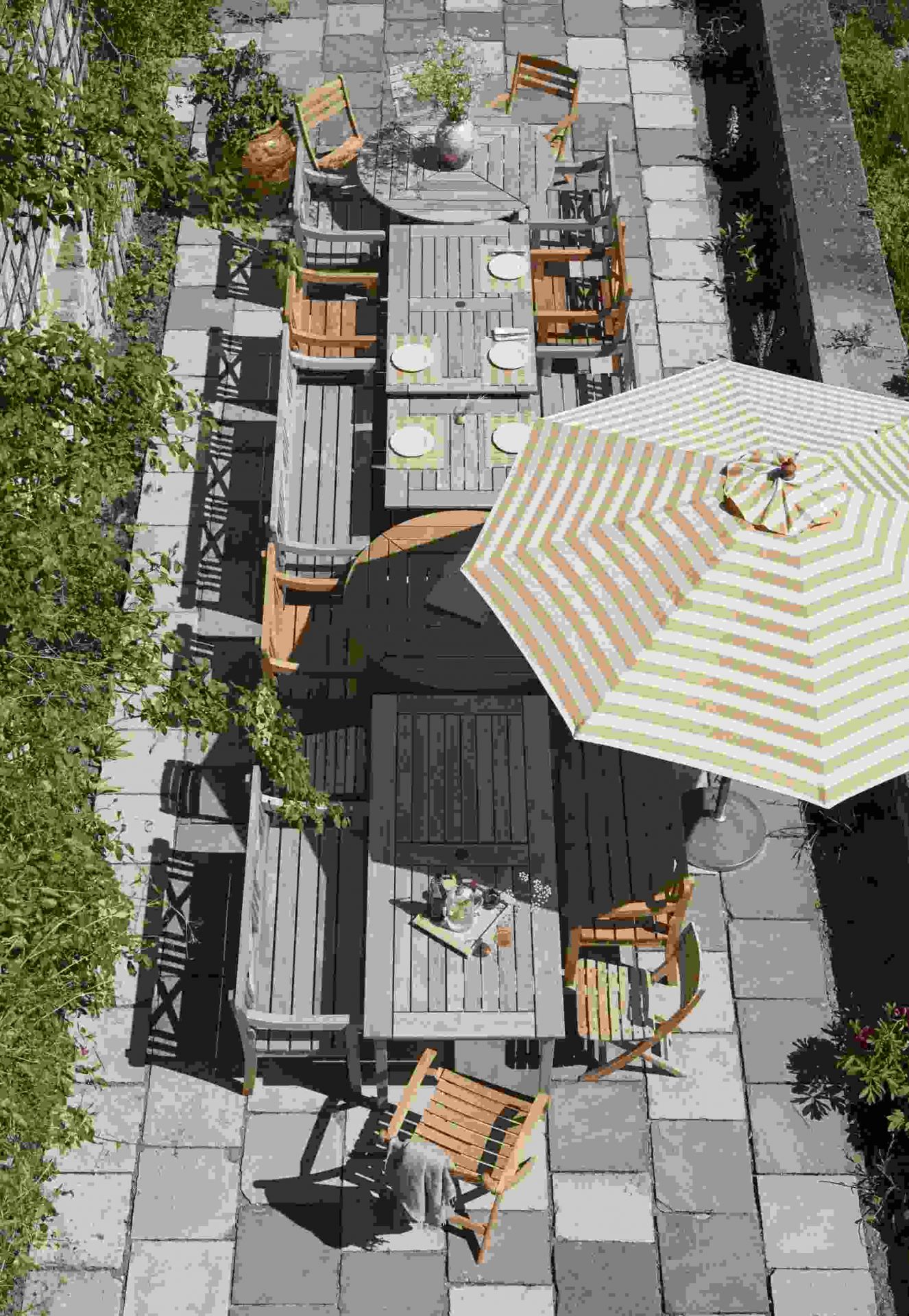 Drachmann Table Ø 126 cm Outdoor Skagerak by Fritz Hansen