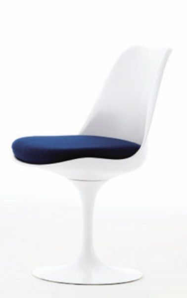 Tulip Chair / Chaise tulipe pivotante Knoll International